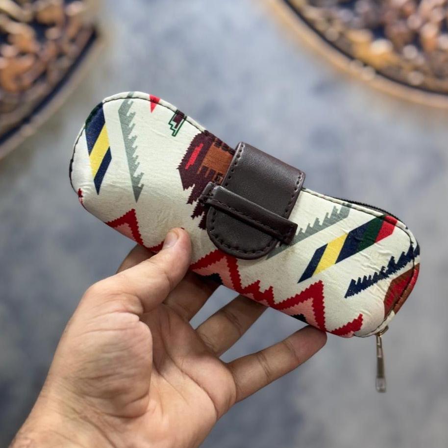 #tasimport #fashionblogger #tasselempang #instagood #fashionista #tascewek #like #sale #travel #instagram #design #handmadebag #tasbranded #bagaddict #clutchbag #bagsforsale #dompet #newcollection #beg #tascantik #jualtas #gift #madeinitaly #slingbagmurah #onlineshop #bagshop #travelbag #louisvuitton #lv #outfit
