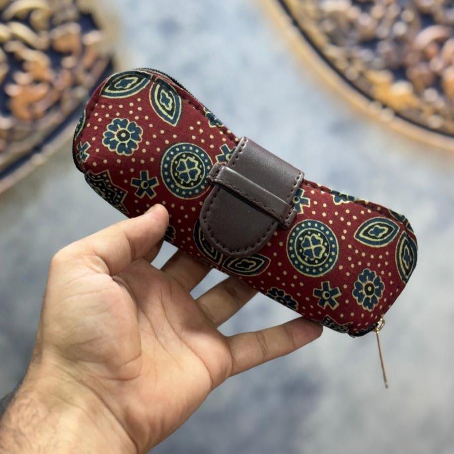 #tasimport #fashionblogger #tasselempang #instagood #fashionista #tascewek #like #sale #travel #instagram #design #handmadebag #tasbranded #bagaddict #clutchbag #bagsforsale #dompet #newcollection #beg #tascantik #jualtas #gift #madeinitaly #slingbagmurah #onlineshop #bagshop #travelbag #louisvuitton #lv #outfit

