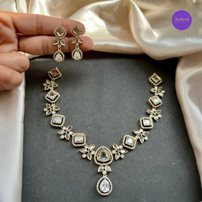 AD White Stone Necklace Set - White