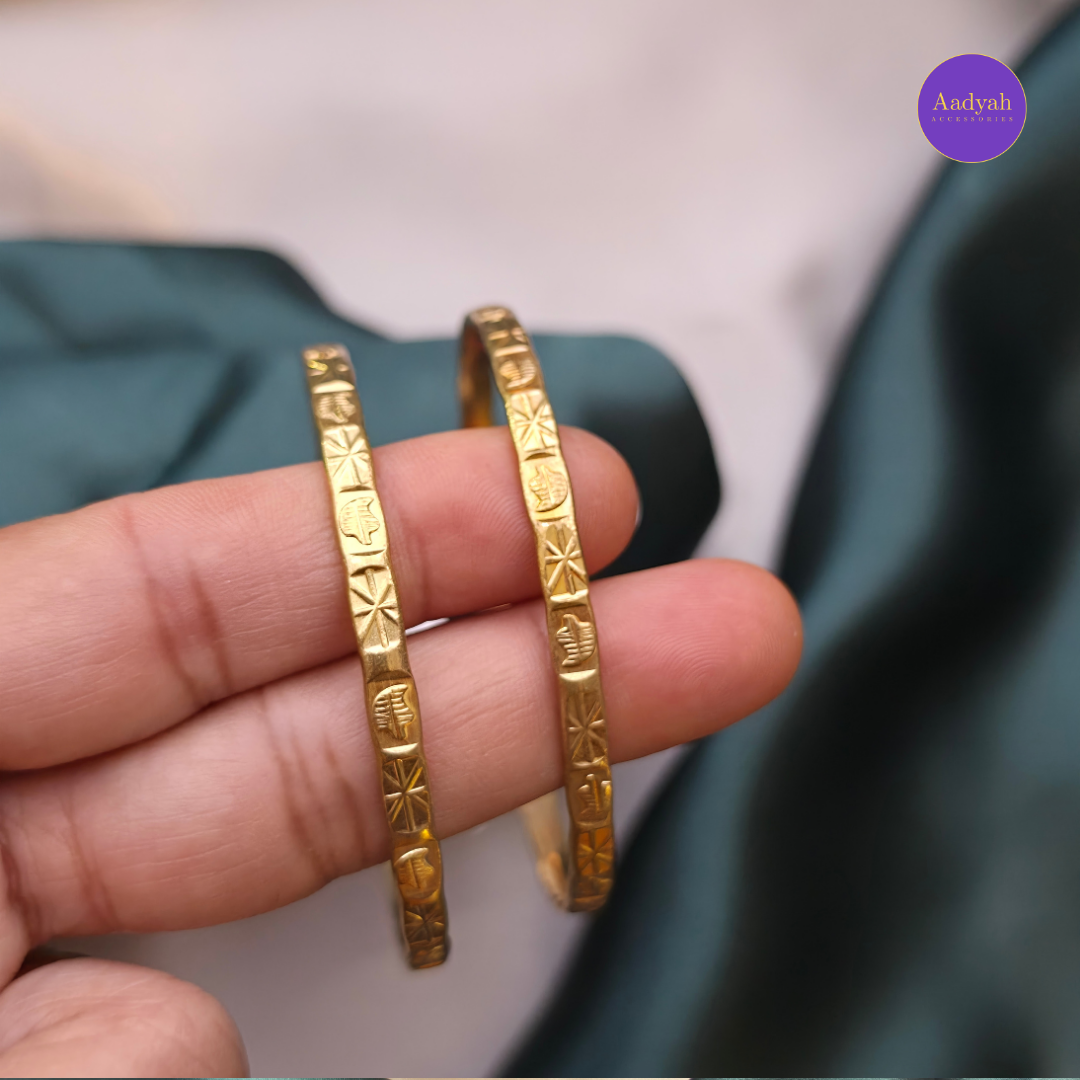 Aadhavi Panchaloham Bangles - Set Of 2