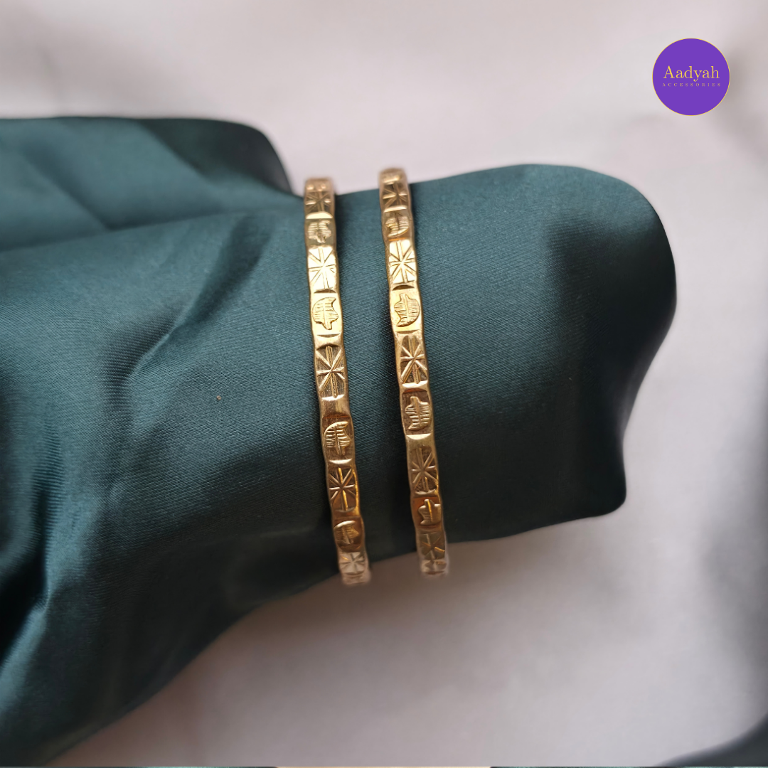 Aadhavi Panchaloham Bangles - Set Of 2