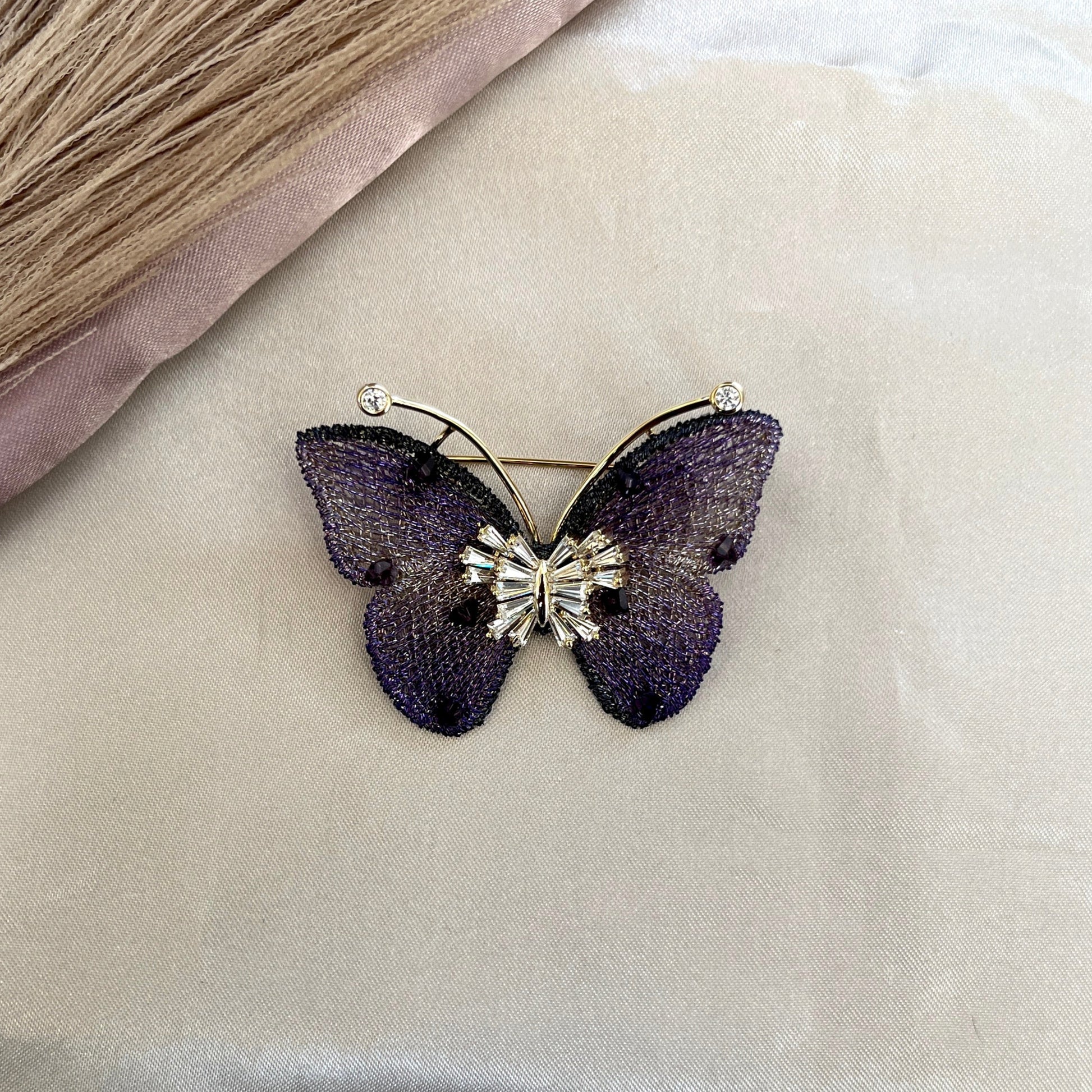 #brooches #brooch #broochaddict #broochlover #broochhandmade #broochoftheday #jewelry #fashion #broochesofinstagram #accessories