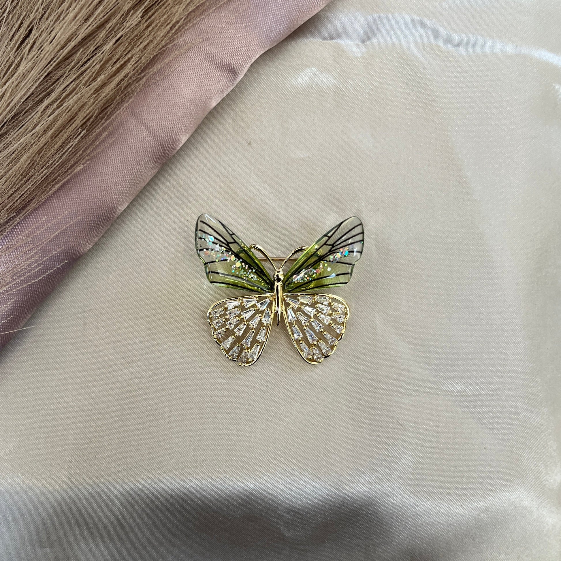 #brooches #brooch #broochaddict #broochlover #broochhandmade #broochoftheday #jewelry #fashion #broochesofinstagram #accessories