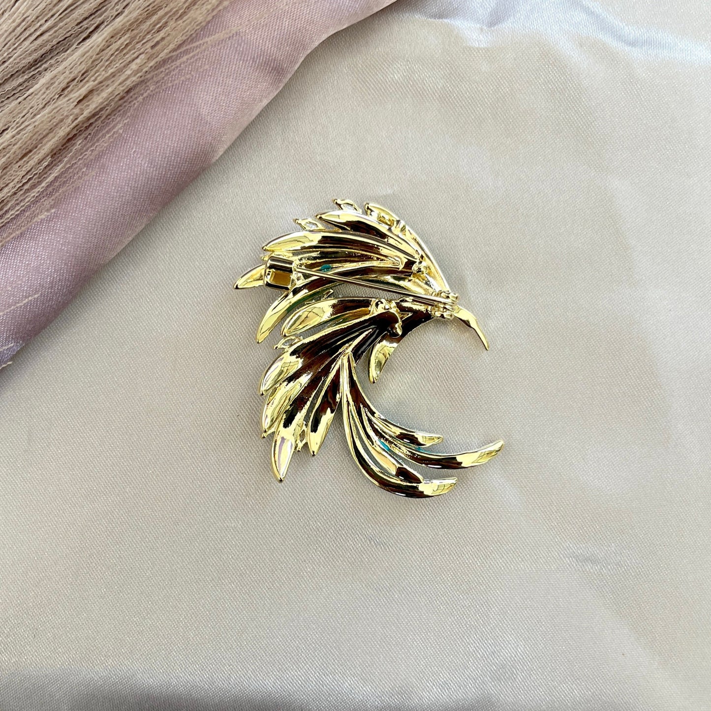 #brooches #brooch #broochaddict #broochlover #broochhandmade #broochoftheday #jewelry #fashion #broochesofinstagram #accessories