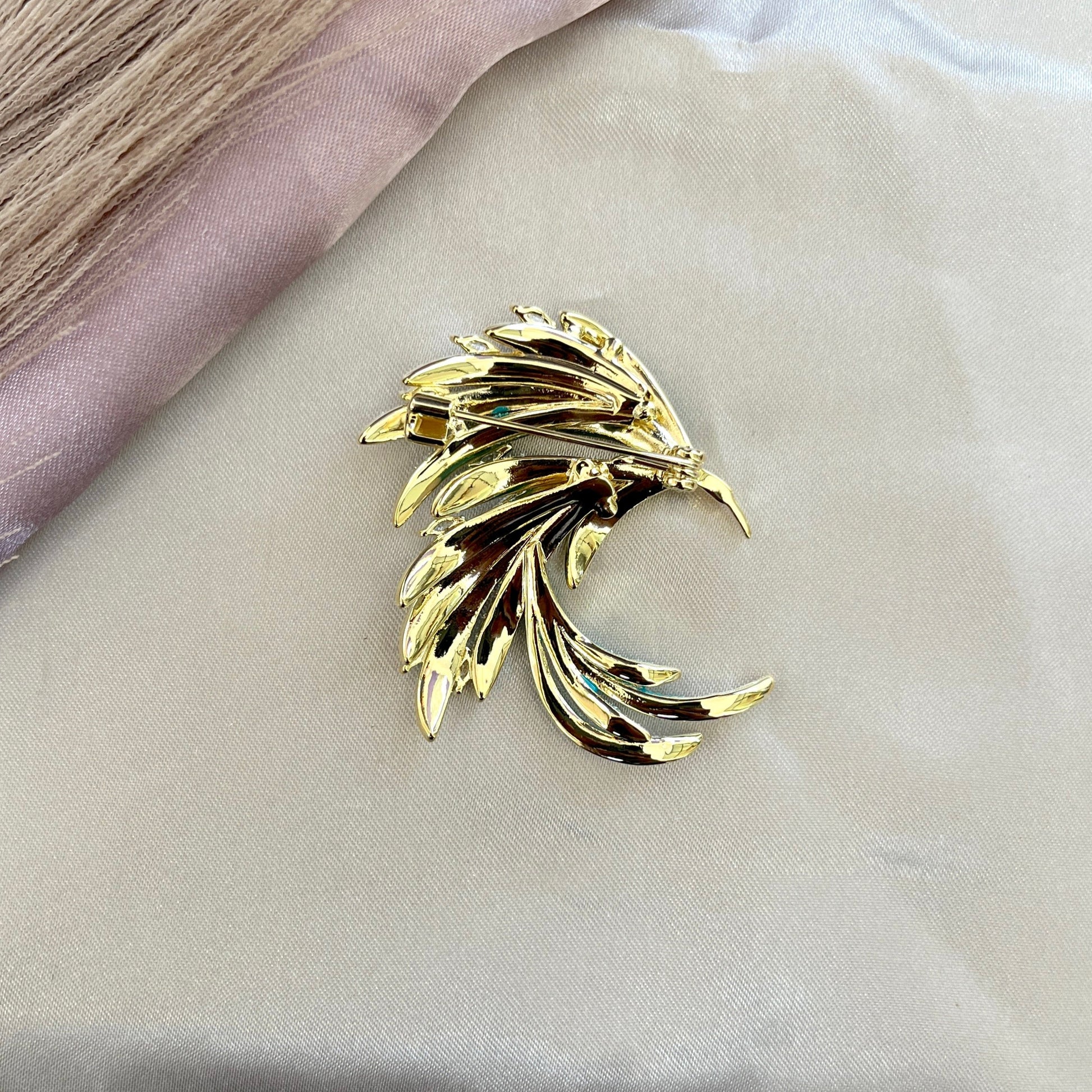 #brooches #brooch #broochaddict #broochlover #broochhandmade #broochoftheday #jewelry #fashion #broochesofinstagram #accessories