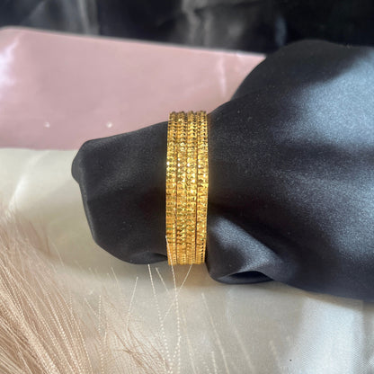 #multicolourbangle #multicolourbangleset #multicolourbangles #latestbanglesonline #redbangles #latestbanglesdesigns #latestbangle #latestbanglesdesign #latestbangles #bangle #buybangle #buypakistanijewelryonline #pakistanifashion #pakistanijewlery #pakistanijewelryonline #stylishbangles #onlinebanglesshop #stylishbracelets #buypakistaniproducts #fashiongram #ordernow #shopnow #shopnowonline #dailywearearings #dailywear #classyearrings #foryou #buyearingsonline #pakistani #pearlbangles