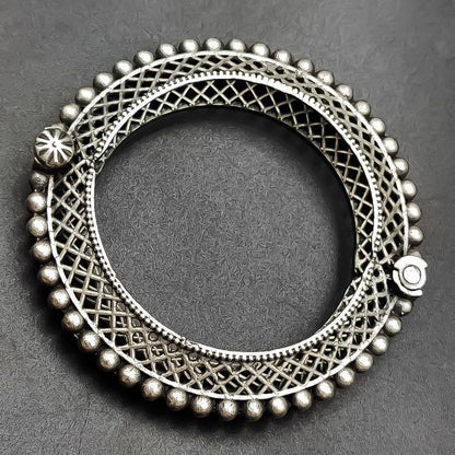 #germansilver #oxidisedjewellery #earrings #germansilverjewellery #indianjewellery #fashion #jewellery #jhumkas #kundanjewellery #jhumka #oxidisedearrings #oxidised #germansilverearrings #meenakariearrings #germansilverjhumka #accessories #chennai #silver #oxidisedsilver #jhumkalove #jewelry #necklace #oxidisedsilverjewellery #silverlookalike #jhumkis #fashionjewelry #southindianjewellery #jhumkaswag #choker #onlineshopping