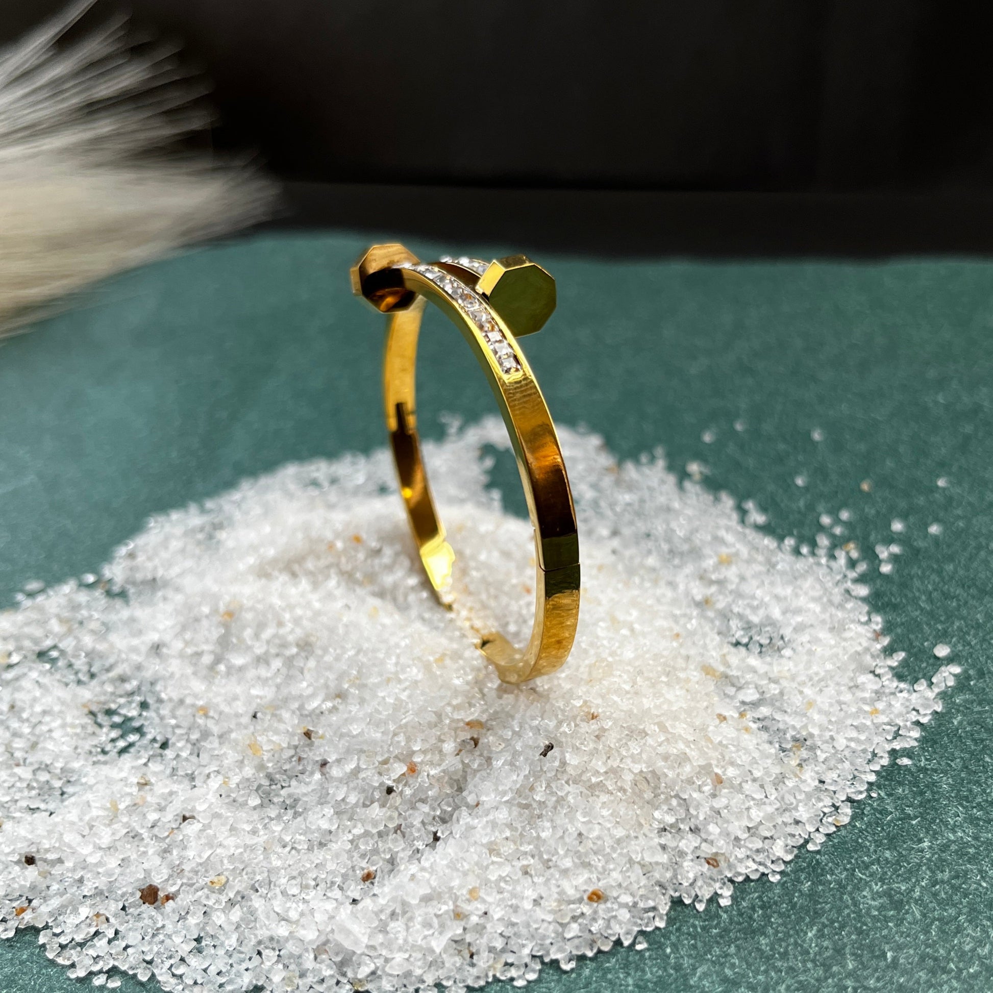 18K gold plated,Anti-tarnish bangles,Modern / sleek / elegant bangles
