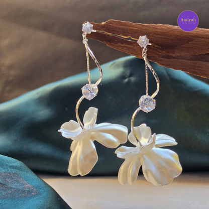Designer Floral Anti-Tarnish Earring - Silver