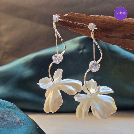 Designer Floral Anti-Tarnish Earring - Silver