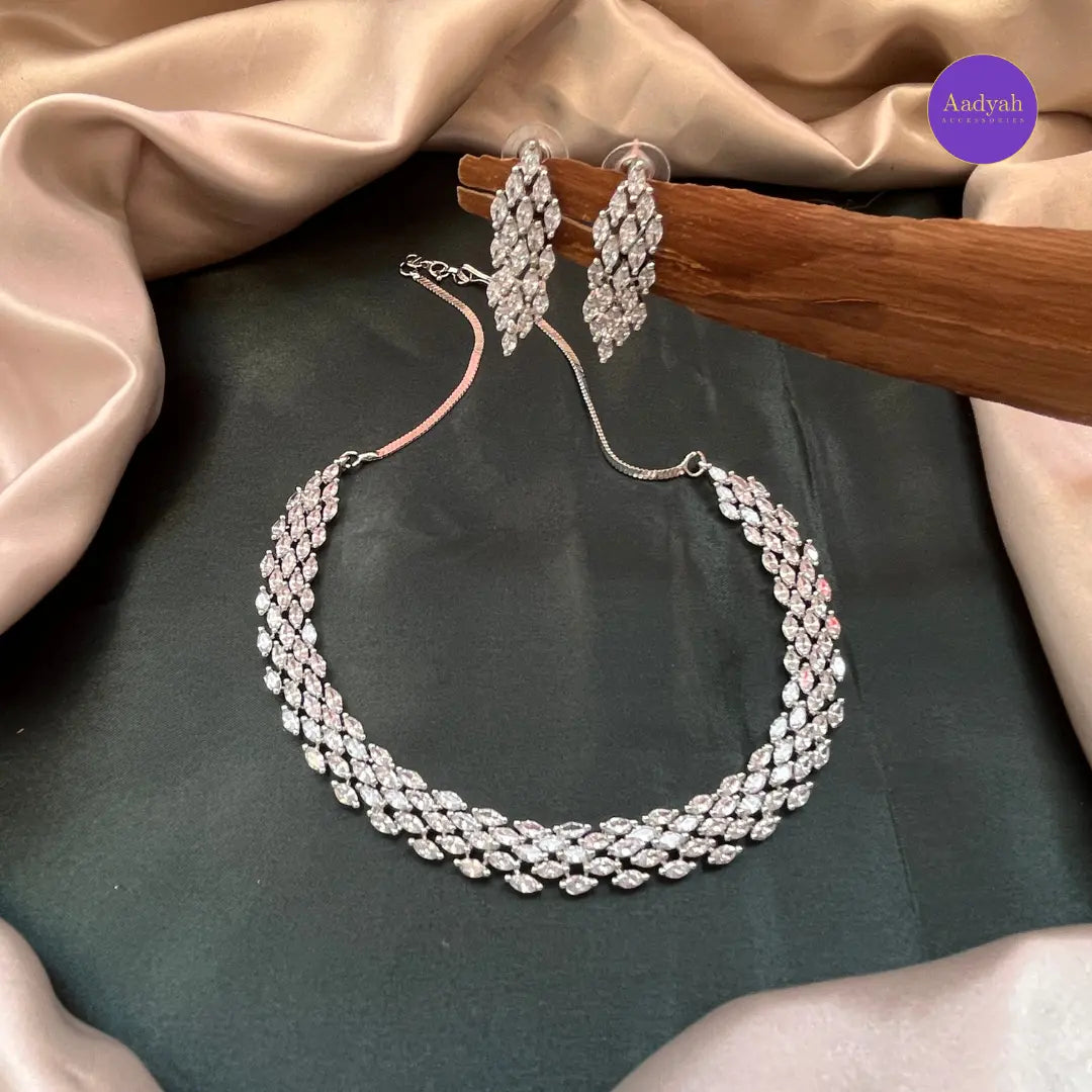 Diamond Look Necklace Set - White