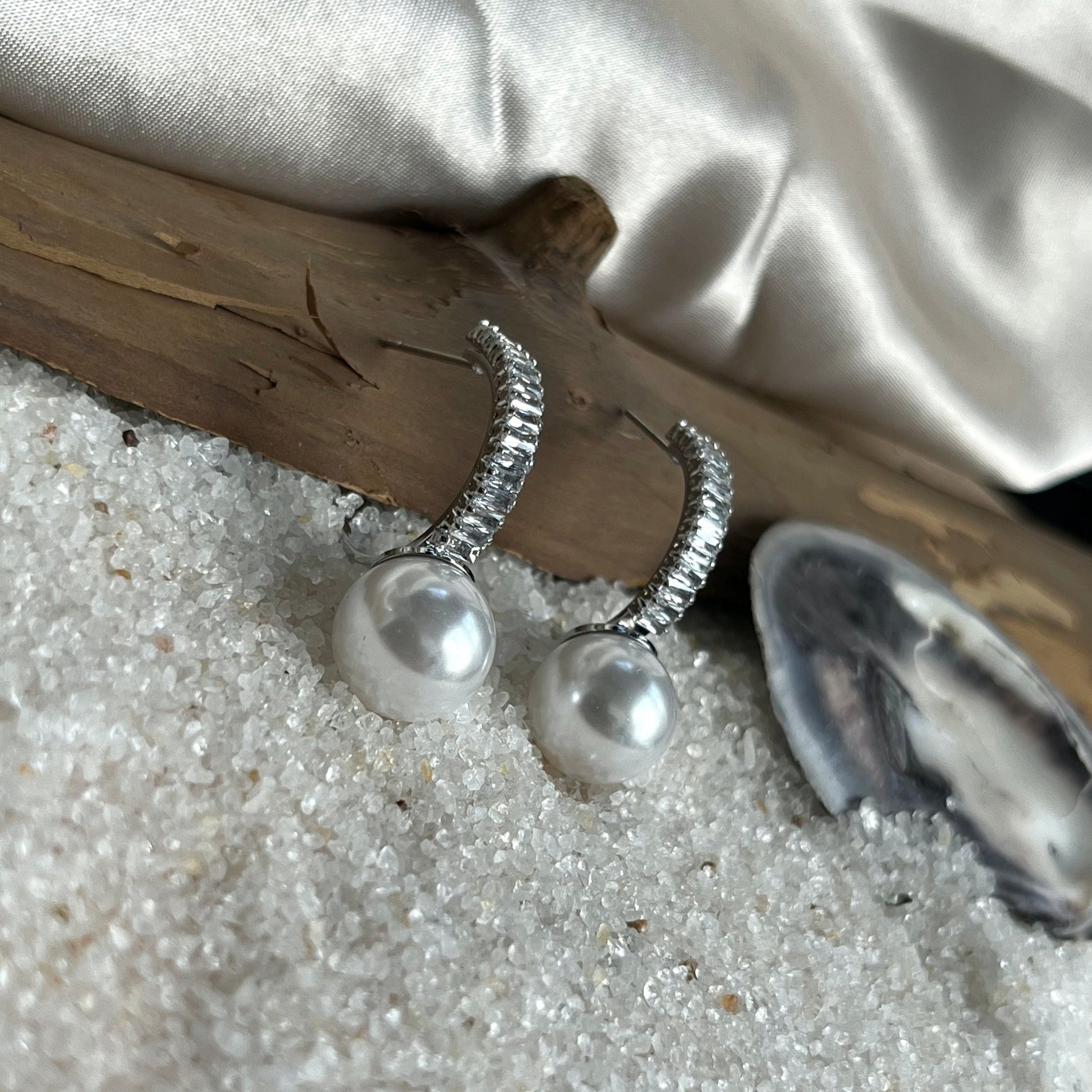 #stainlessteel #hercollection #forher #necklaces #bracelets #accessories #metal #küpe #giftideas #antitarnish #fashion #fashiontrends #onlinestore #new #stainlesssteelaccessories #earrings #stainlesssteel #explorepage #necklace #onlineshopping #custommade #gold #jewellerylove #jewellerydesign #accessoriesaddict #presents #newcollection #antitarnishjewelry