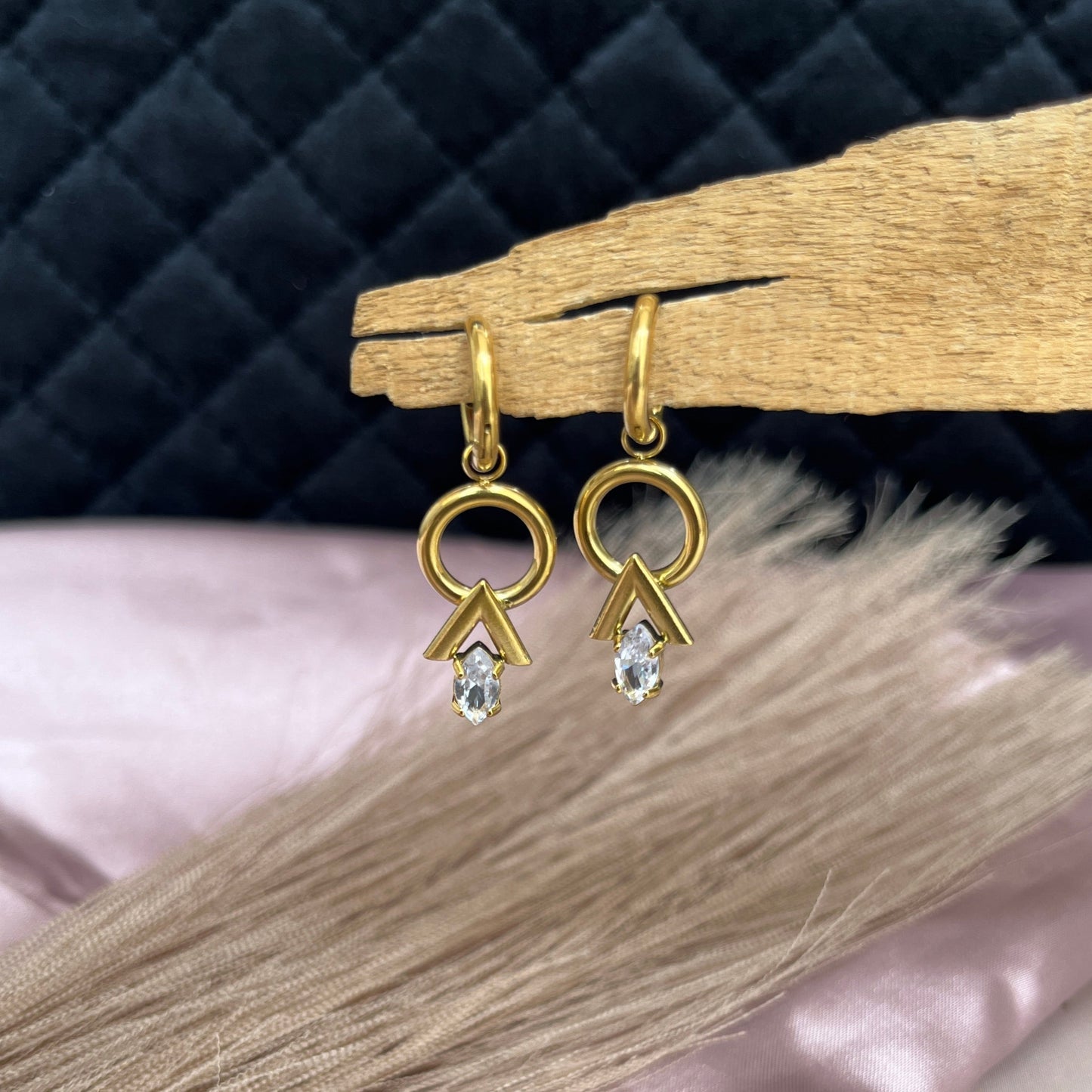 #stainlessteel #hercollection #forher #necklaces #bracelets #accessories #metal #küpe #giftideas #antitarnish #fashion #fashiontrends #onlinestore #new #stainlesssteelaccessories #earrings #stainlesssteel #explorepage #necklace #onlineshopping #custommade #gold #jewellerylove #jewellerydesign #accessoriesaddict #presents #newcollection #antitarnishjewelry