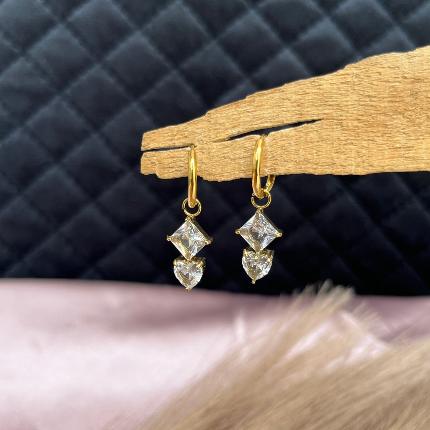 #stainlessteel #hercollection #forher #necklaces #bracelets #accessories #metal #küpe #giftideas #antitarnish #fashion #fashiontrends #onlinestore #new #stainlesssteelaccessories #earrings #stainlesssteel #explorepage #necklace #onlineshopping #custommade #gold #jewellerylove #jewellerydesign #accessoriesaddict #presents #newcollection #antitarnishjewelry