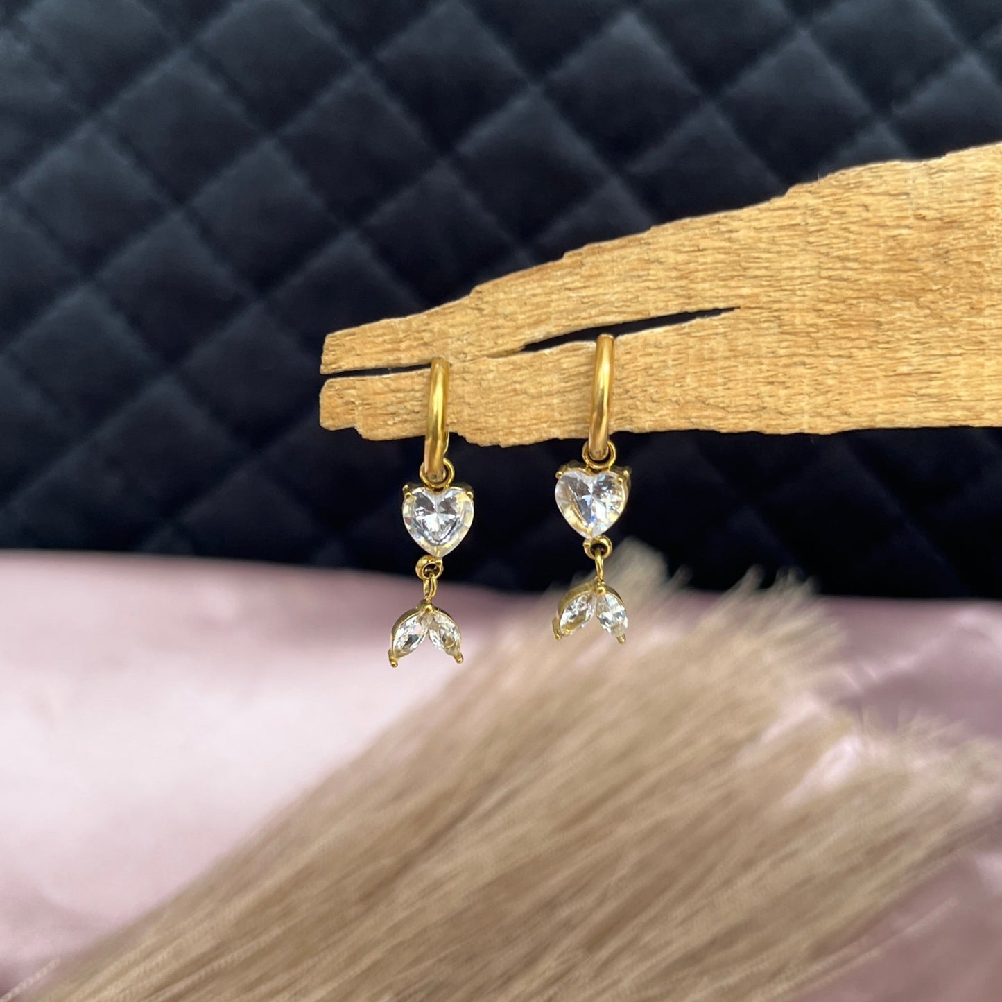 #stainlessteel #hercollection #forher #necklaces #bracelets #accessories #metal #küpe #giftideas #antitarnish #fashion #fashiontrends #onlinestore #new #stainlesssteelaccessories #earrings #stainlesssteel #explorepage #necklace #onlineshopping #custommade #gold #jewellerylove #jewellerydesign #accessoriesaddict #presents #newcollection #antitarnishjewelry