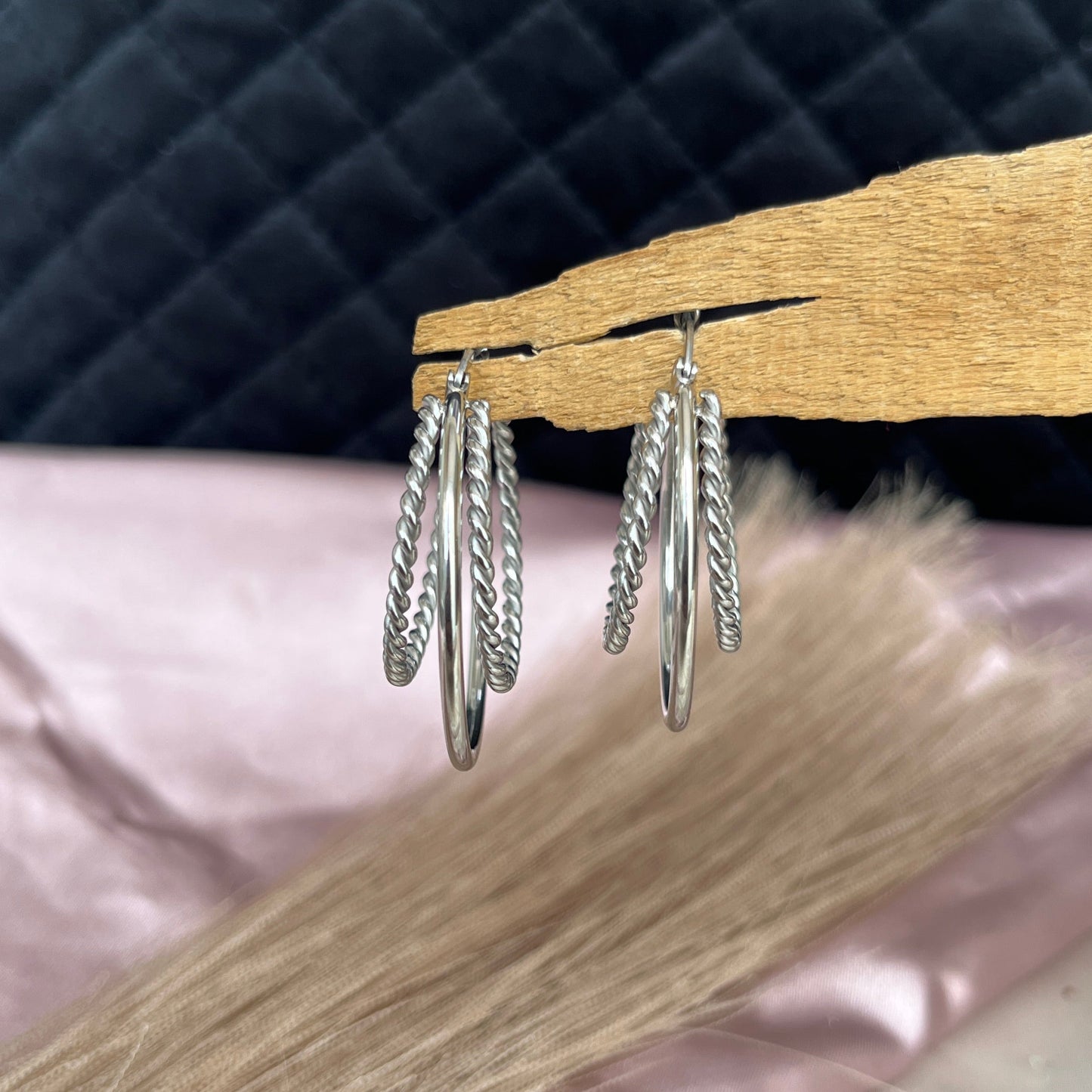 #stainlessteel #hercollection #forher #necklaces #bracelets #accessories #metal #küpe #giftideas #antitarnish #fashion #fashiontrends #onlinestore #new #stainlesssteelaccessories #earrings #stainlesssteel #explorepage #necklace #onlineshopping #custommade #gold #jewellerylove #jewellerydesign #accessoriesaddict #presents #newcollection #antitarnishjewelry