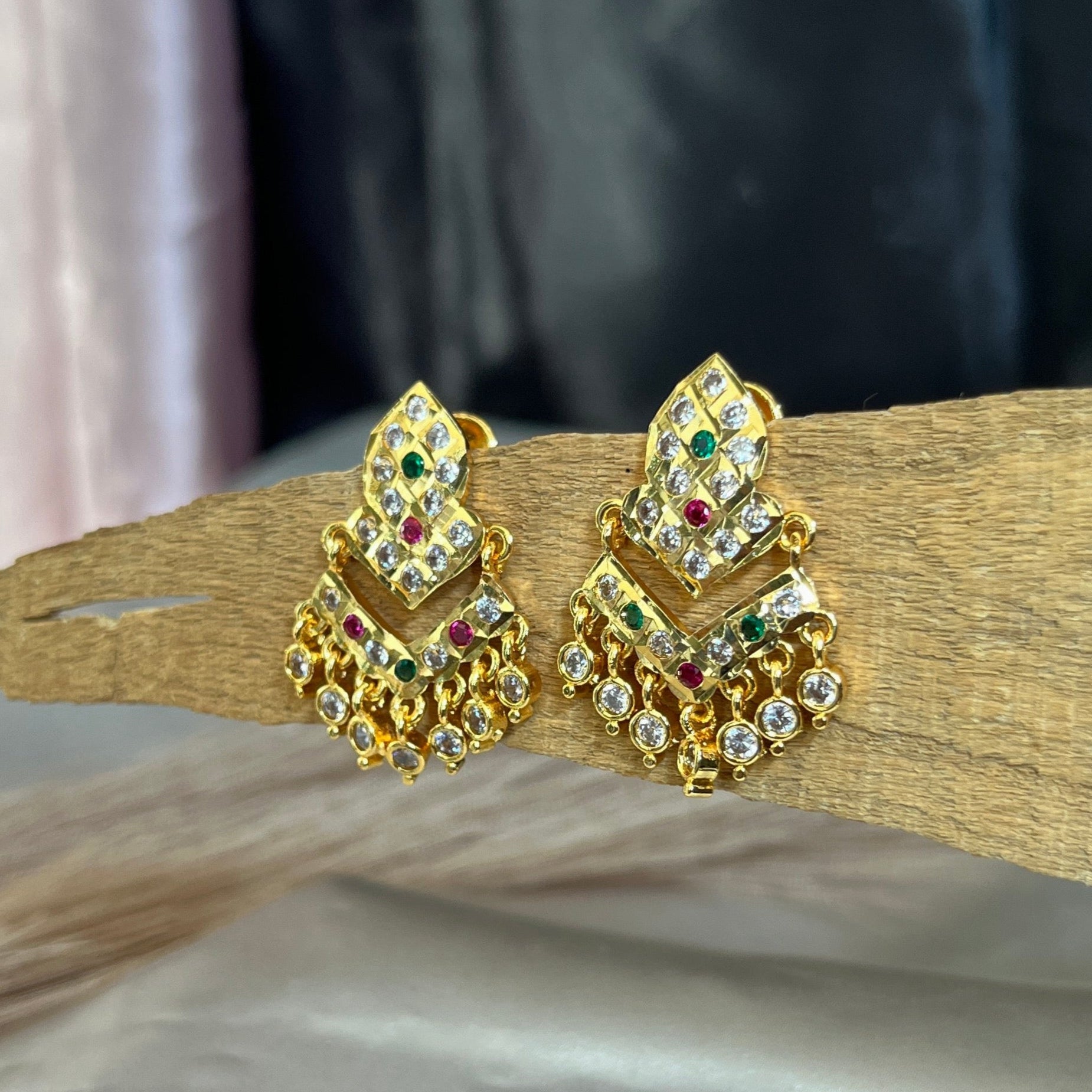 #onegramgold #onegramgoldjewellery #jewellery #southindianjewellery #bridaljewellery #jewelry #imitationjewellery #bangles #templejewellery #jewelrydesigner #fashion #hyderabad #onegramjewellery #czjewellery #necklace #trending #haram #earrings #fashionjewellery #weddingjewellery #onlineshopping #indianwedding #jewellerydesign #bridalset #jewel #trendy #chennai #bangalore #oxidisedjewellery #adjewellery