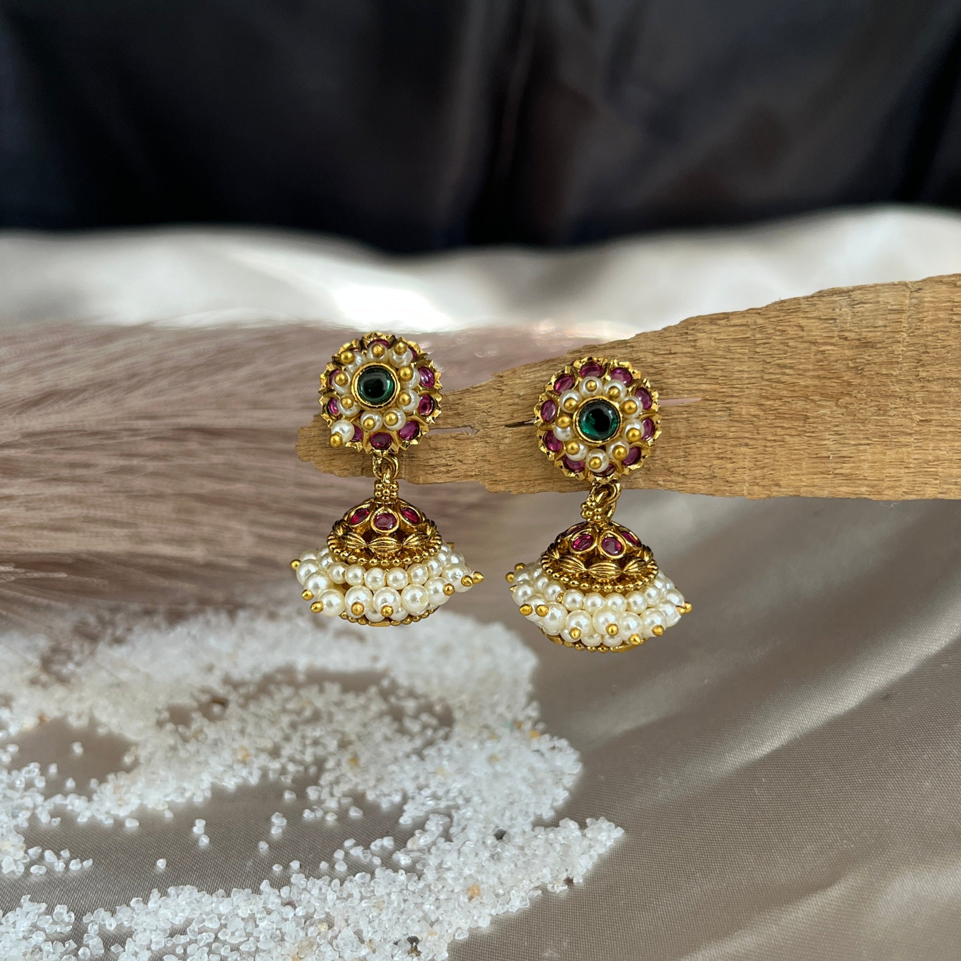 #onegramgold #onegramgoldjewellery #jewellery #southindianjewellery #bridaljewellery #jewelry #imitationjewellery #bangles #templejewellery #jewelrydesigner #fashion #hyderabad #onegramjewellery #czjewellery #necklace #trending #haram #earrings #fashionjewellery #weddingjewellery #onlineshopping #indianwedding #jewellerydesign #bridalset #jewel #trendy #chennai #bangalore #oxidisedjewellery #adjewellery