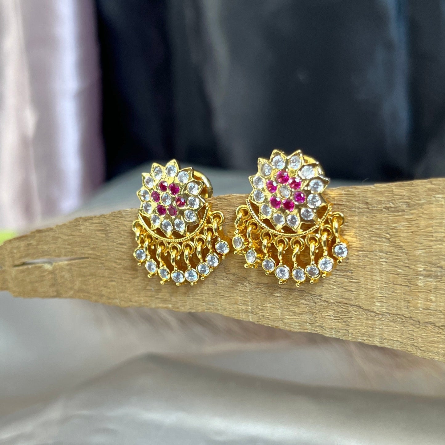 #onegramgold #onegramgoldjewellery #jewellery #southindianjewellery #bridaljewellery #jewelry #imitationjewellery #bangles #templejewellery #jewelrydesigner #fashion #hyderabad #onegramjewellery #czjewellery #necklace #trending #haram #earrings #fashionjewellery #weddingjewellery #onlineshopping #indianwedding #jewellerydesign #bridalset #jewel #trendy #chennai #bangalore #oxidisedjewellery #adjewellery