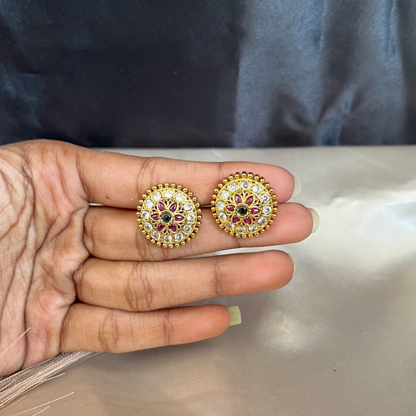 #onegramgold #onegramgoldjewellery #jewellery #southindianjewellery #bridaljewellery #jewelry #imitationjewellery #bangles #templejewellery #jewelrydesigner #fashion #hyderabad #onegramjewellery #czjewellery #necklace #trending #haram #earrings #fashionjewellery #weddingjewellery #onlineshopping #indianwedding #jewellerydesign #bridalset #jewel #trendy #chennai #bangalore #oxidisedjewellery #adjewellery