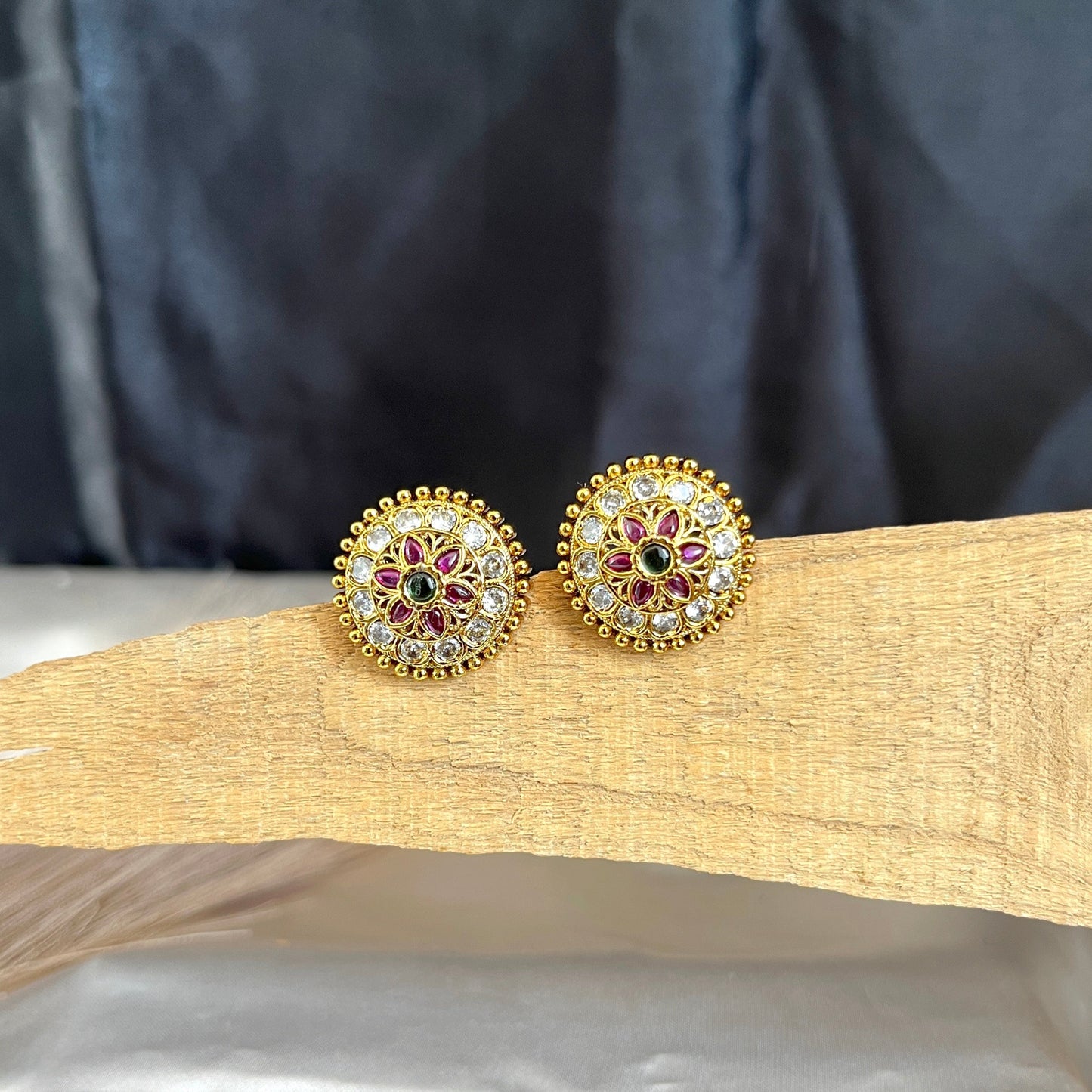 #onegramgold #onegramgoldjewellery #jewellery #southindianjewellery #bridaljewellery #jewelry #imitationjewellery #bangles #templejewellery #jewelrydesigner #fashion #hyderabad #onegramjewellery #czjewellery #necklace #trending #haram #earrings #fashionjewellery #weddingjewellery #onlineshopping #indianwedding #jewellerydesign #bridalset #jewel #trendy #chennai #bangalore #oxidisedjewellery #adjewellery