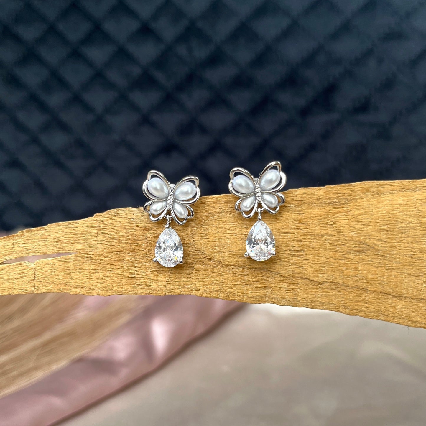#stainlessteel #hercollection #forher #necklaces #bracelets #accessories #metal #küpe #giftideas #antitarnish #fashion #fashiontrends #onlinestore #new #stainlesssteelaccessories #earrings #stainlesssteel #explorepage #necklace #onlineshopping #custommade #gold #jewellerylove #jewellerydesign #accessoriesaddict #presents #newcollection #antitarnishjewelry