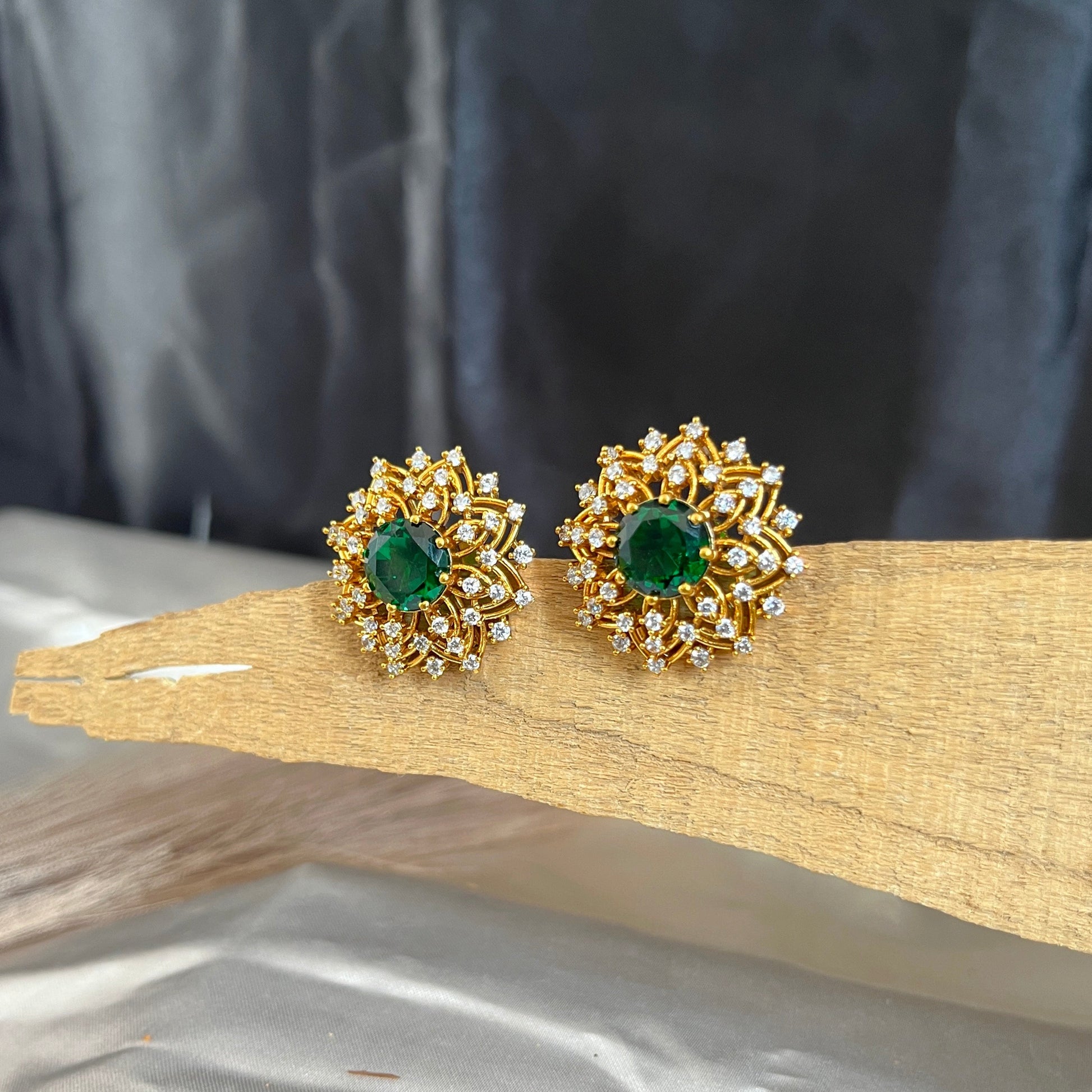 #onegramgold #onegramgoldjewellery #jewellery #southindianjewellery #bridaljewellery #jewelry #imitationjewellery #bangles #templejewellery #jewelrydesigner #fashion #hyderabad #onegramjewellery #czjewellery #necklace #trending #haram #earrings #fashionjewellery #weddingjewellery #onlineshopping #indianwedding #jewellerydesign #bridalset #jewel #trendy #chennai #bangalore #oxidisedjewellery #adjewellery