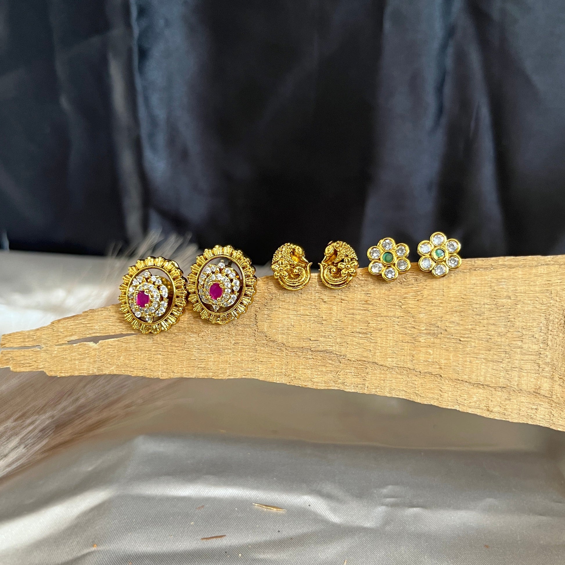#onegramgold #onegramgoldjewellery #jewellery #southindianjewellery #bridaljewellery #jewelry #imitationjewellery #bangles #templejewellery #jewelrydesigner #fashion #hyderabad #onegramjewellery #czjewellery #necklace #trending #haram #earrings #fashionjewellery #weddingjewellery #onlineshopping #indianwedding #jewellerydesign #bridalset #jewel #trendy #chennai #bangalore #oxidisedjewellery #adjewellery