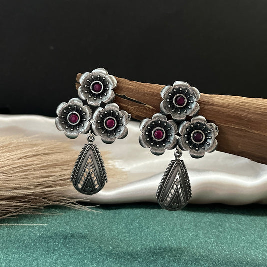 "german silver necklace oxidised necklace boho necklace silver look alike jewelry ethnic jewelry statement necklace
handcrafted necklace traditional indian necklace silver tone jewelry festival jewelry fusion fashion
jewelry for saree oxidised choker bohemian jewelry desi accessories"