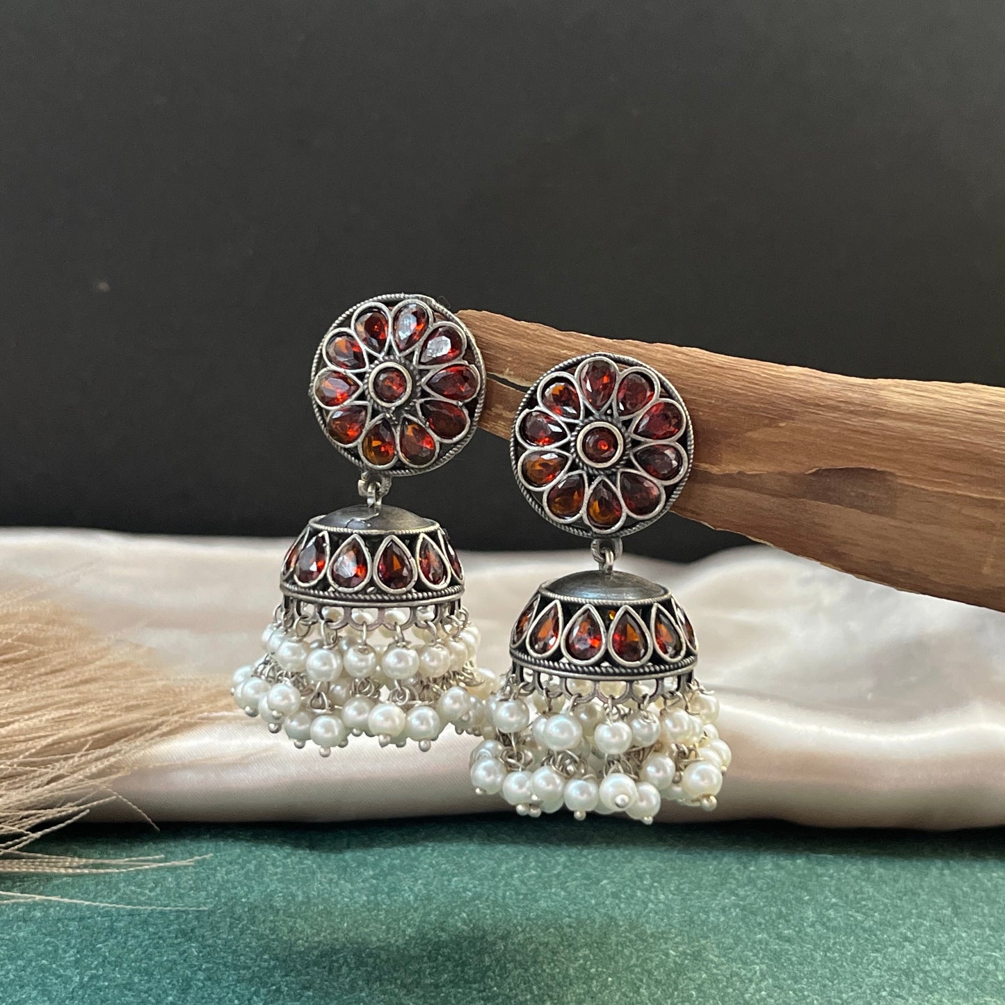 Vedanti Jhumkas