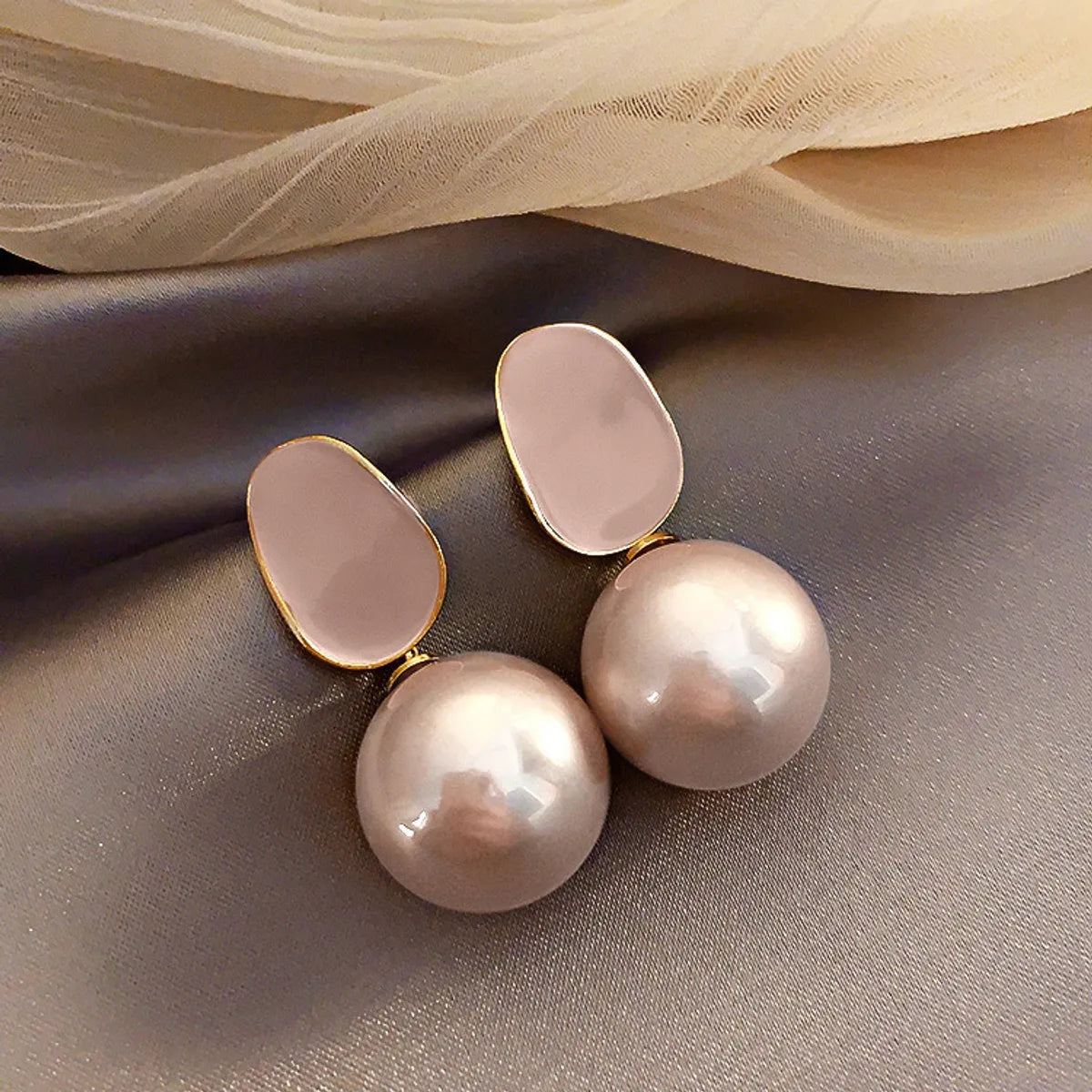 #stainlessteel #hercollection #forher #necklaces #bracelets #accessories #metal #küpe #giftideas #antitarnish #fashion #fashiontrends #onlinestore #new #stainlesssteelaccessories #earrings #stainlesssteel #explorepage #necklace #onlineshopping #custommade #gold #jewellerylove #jewellerydesign #accessoriesaddict #presents #newcollection #antitarnishjewelry