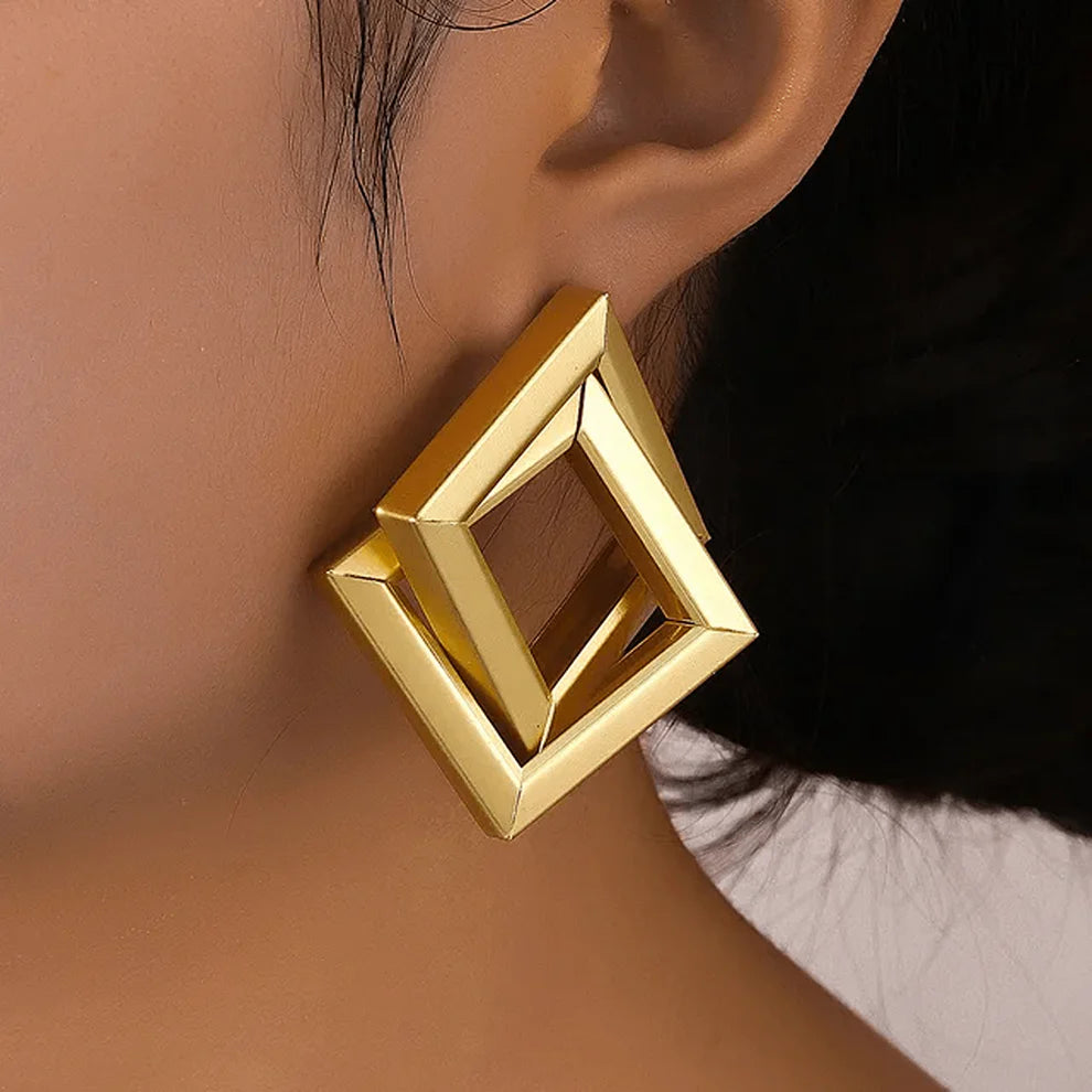 #stainlessteel #hercollection #forher #necklaces #bracelets #accessories #metal #küpe #giftideas #antitarnish #fashion #fashiontrends #onlinestore #new #stainlesssteelaccessories #earrings #stainlesssteel #explorepage #necklace #onlineshopping #custommade #gold #jewellerylove #jewellerydesign #accessoriesaddict #presents #newcollection #antitarnishjewelry