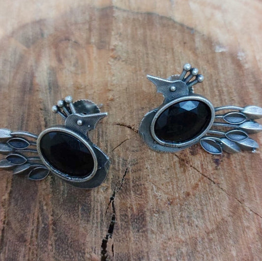 Oval Black Stone Birdy Earrings