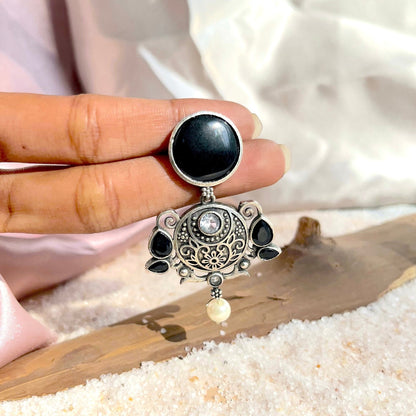 #germansilver #oxidisedjewellery #earrings #germansilverjewellery #indianjewellery #fashion #jewellery #jhumkas #kundanjewellery #jhumka #oxidisedearrings #oxidised #germansilverearrings #meenakariearrings #germansilverjhumka #accessories #chennai #silver #oxidisedsilver #jhumkalove #jewelry #necklace #oxidisedsilverjewellery #silverlookalike #jhumkis #fashionjewelry #southindianjewellery #jhumkaswag #choker #onlineshopping
