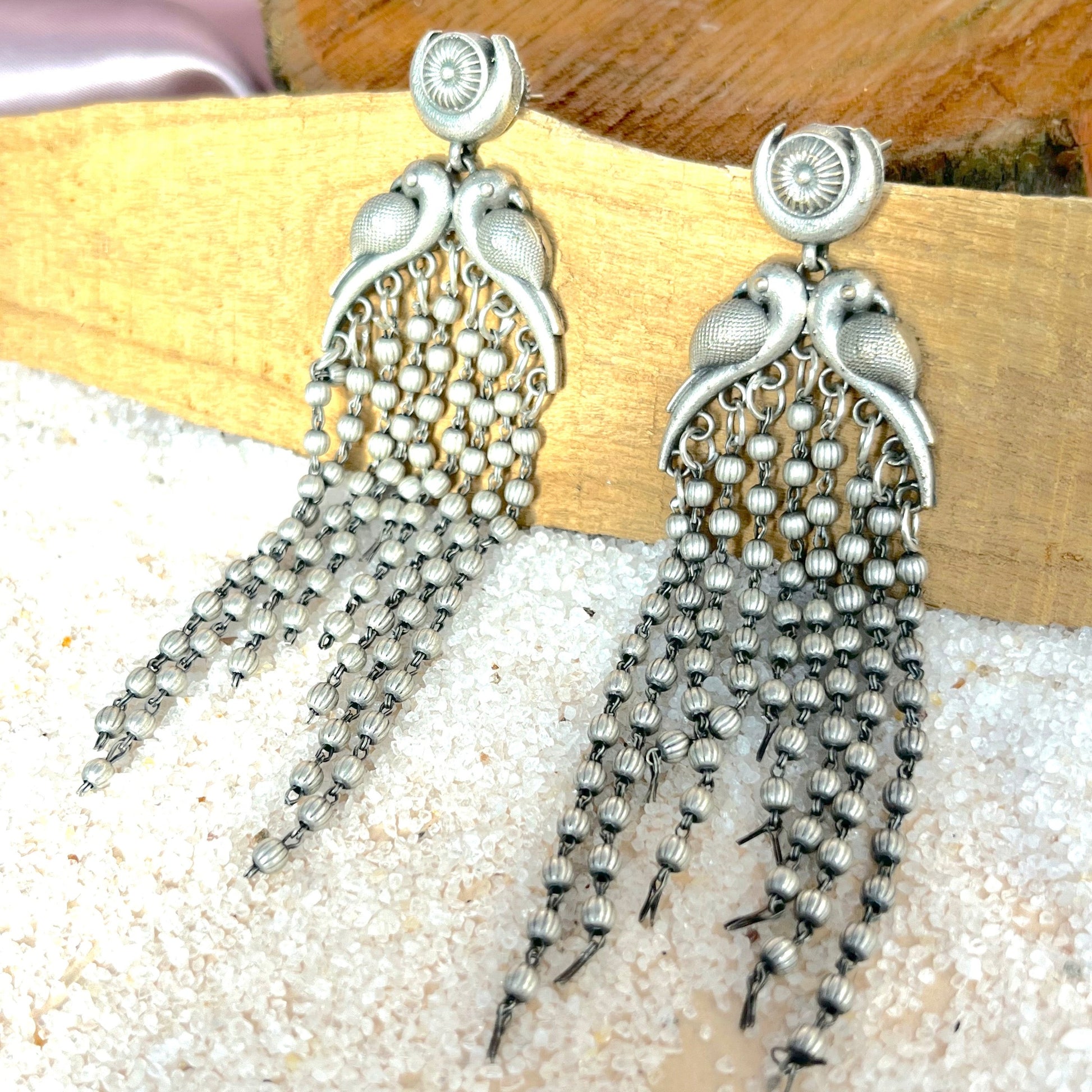 #germansilver #oxidisedjewellery #earrings #germansilverjewellery #indianjewellery #fashion #jewellery #jhumkas #kundanjewellery #jhumka #oxidisedearrings #oxidised #germansilverearrings #meenakariearrings #germansilverjhumka #accessories #chennai #silver #oxidisedsilver #jhumkalove #jewelry #necklace #oxidisedsilverjewellery #silverlookalike #jhumkis #fashionjewelry #southindianjewellery #jhumkaswag #choker #onlineshopping
