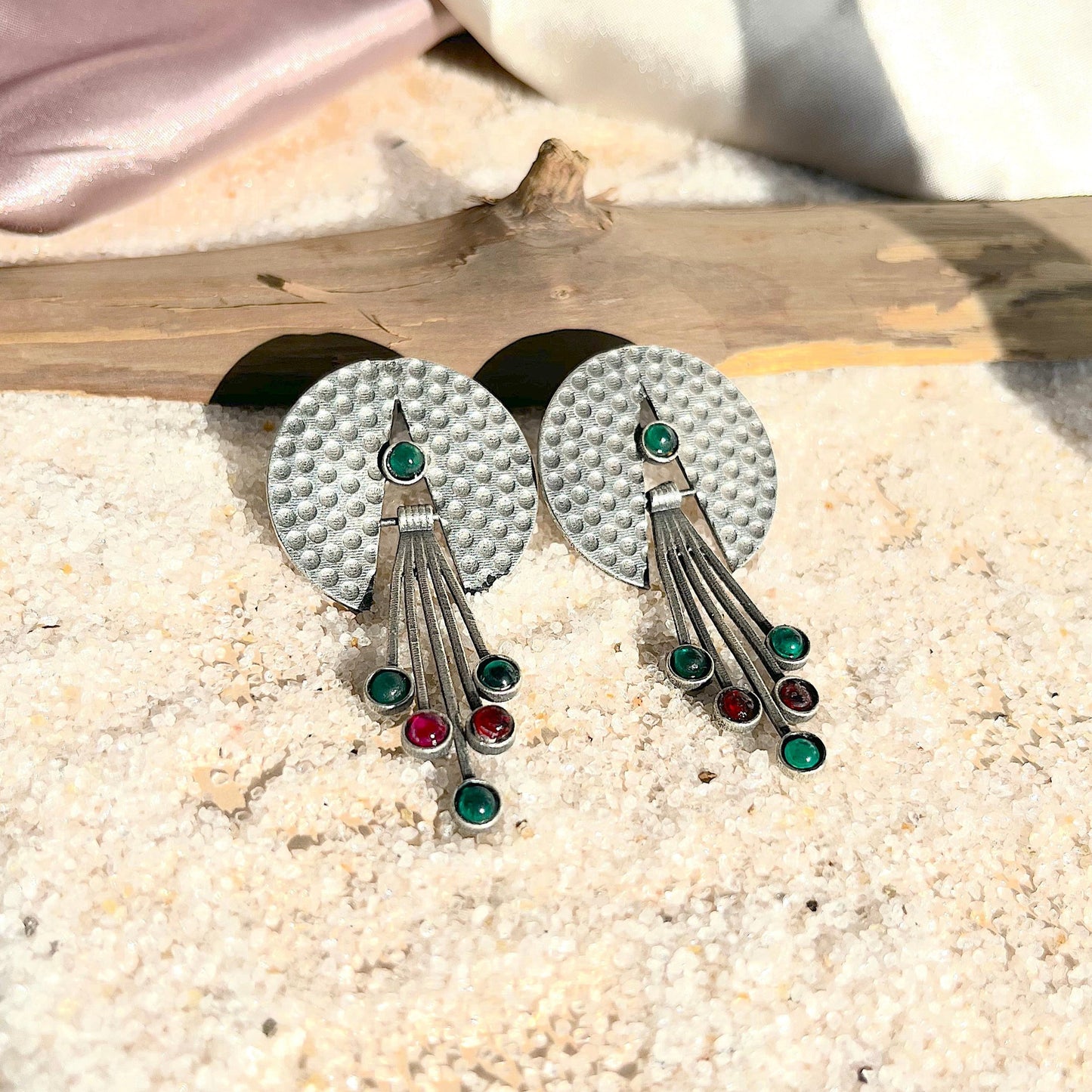 #germansilver #oxidisedjewellery #earrings #germansilverjewellery #indianjewellery #fashion #jewellery #jhumkas #kundanjewellery #jhumka #oxidisedearrings #oxidised #germansilverearrings #meenakariearrings #germansilverjhumka #accessories #chennai #silver #oxidisedsilver #jhumkalove #jewelry #necklace #oxidisedsilverjewellery #silverlookalike #jhumkis #fashionjewelry #southindianjewellery #jhumkaswag #choker #onlineshopping

