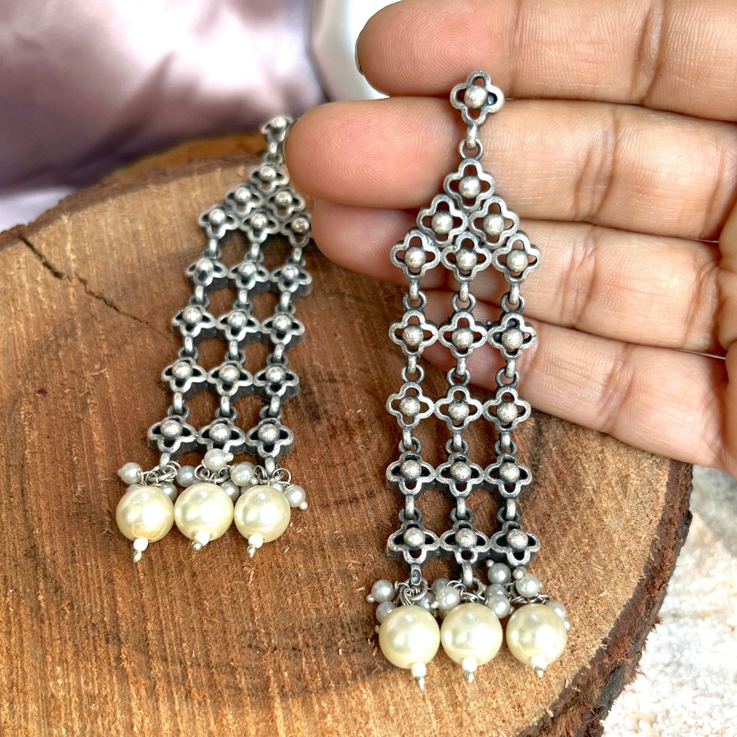 #germansilver #oxidisedjewellery #earrings #germansilverjewellery #indianjewellery #fashion #jewellery #jhumkas #kundanjewellery #jhumka #oxidisedearrings #oxidised #germansilverearrings #meenakariearrings #germansilverjhumka #accessories #chennai #silver #oxidisedsilver #jhumkalove #jewelry #necklace #oxidisedsilverjewellery #silverlookalike #jhumkis #fashionjewelry #southindianjewellery #jhumkaswag #choker #onlineshopping
