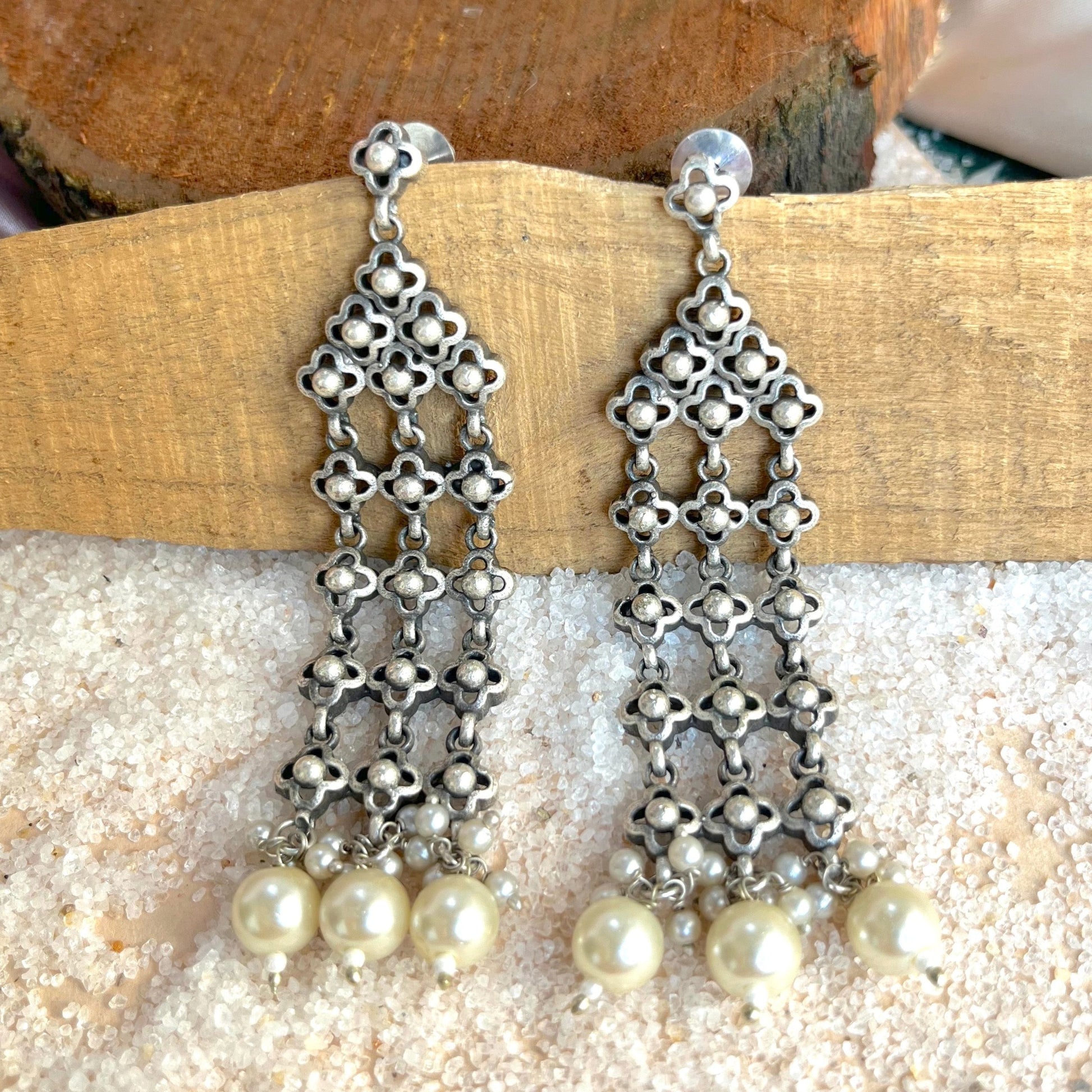 #germansilver #oxidisedjewellery #earrings #germansilverjewellery #indianjewellery #fashion #jewellery #jhumkas #kundanjewellery #jhumka #oxidisedearrings #oxidised #germansilverearrings #meenakariearrings #germansilverjhumka #accessories #chennai #silver #oxidisedsilver #jhumkalove #jewelry #necklace #oxidisedsilverjewellery #silverlookalike #jhumkis #fashionjewelry #southindianjewellery #jhumkaswag #choker #onlineshopping

