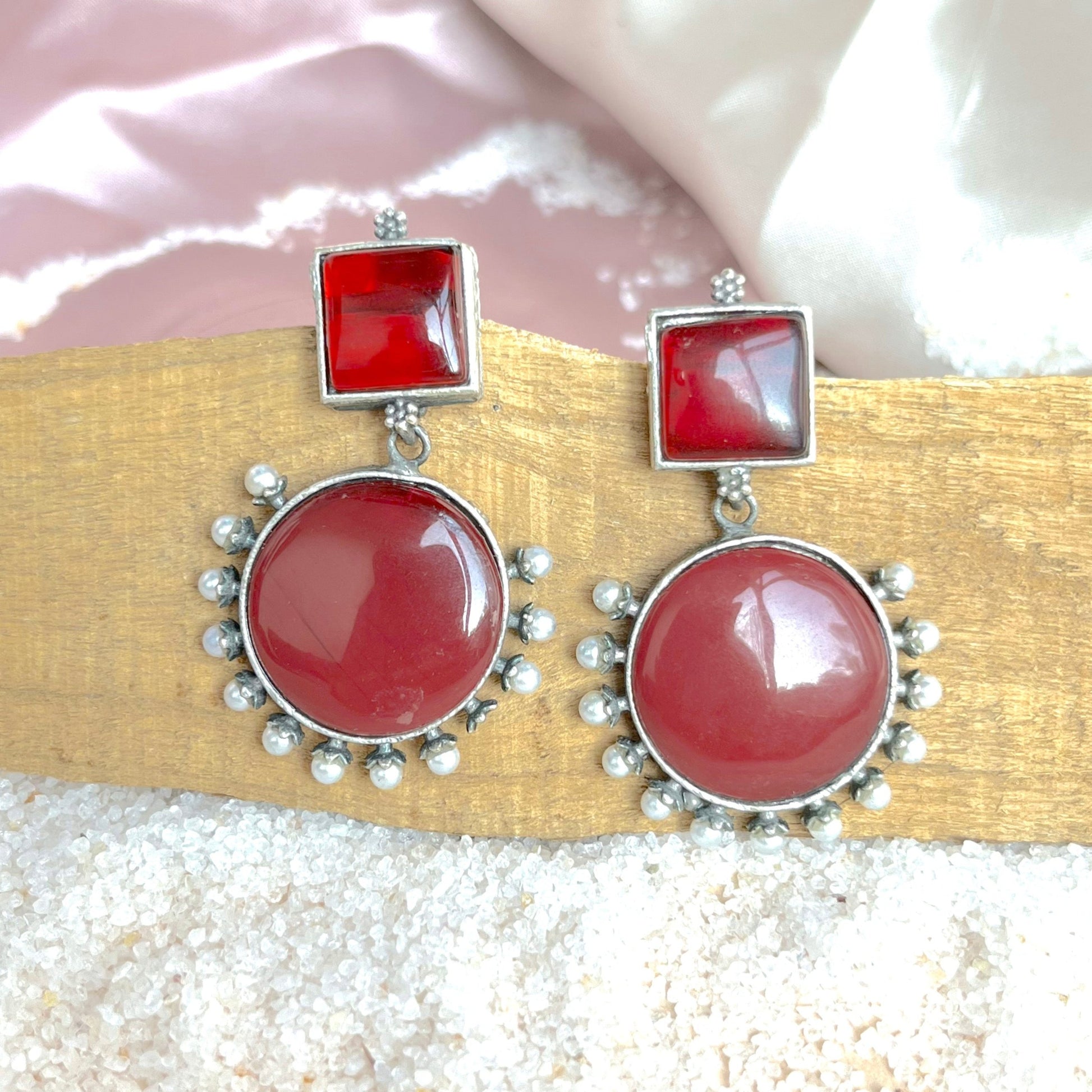 #germansilver #oxidisedjewellery #earrings #germansilverjewellery #indianjewellery #fashion #jewellery #jhumkas #kundanjewellery #jhumka #oxidisedearrings #oxidised #germansilverearrings #meenakariearrings #germansilverjhumka #accessories #chennai #silver #oxidisedsilver #jhumkalove #jewelry #necklace #oxidisedsilverjewellery #silverlookalike #jhumkis #fashionjewelry #southindianjewellery #jhumkaswag #choker #onlineshopping
