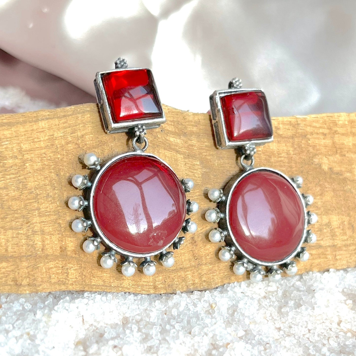 #germansilver #oxidisedjewellery #earrings #germansilverjewellery #indianjewellery #fashion #jewellery #jhumkas #kundanjewellery #jhumka #oxidisedearrings #oxidised #germansilverearrings #meenakariearrings #germansilverjhumka #accessories #chennai #silver #oxidisedsilver #jhumkalove #jewelry #necklace #oxidisedsilverjewellery #silverlookalike #jhumkis #fashionjewelry #southindianjewellery #jhumkaswag #choker #onlineshopping
