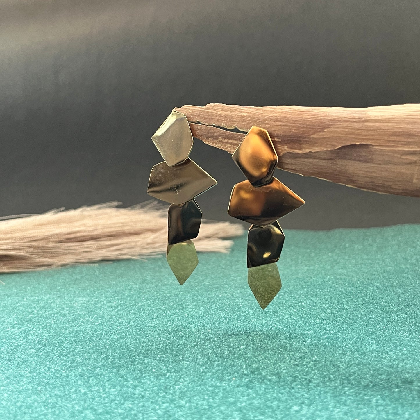 Dainty 18K gold plated drop earrings anti tarnish, minimalist jewelry for casual wear,Trendy 18K gold plated geometric earrings anti tarnish, perfect for work and evening wear,18K gold plated minimal stud earrings 