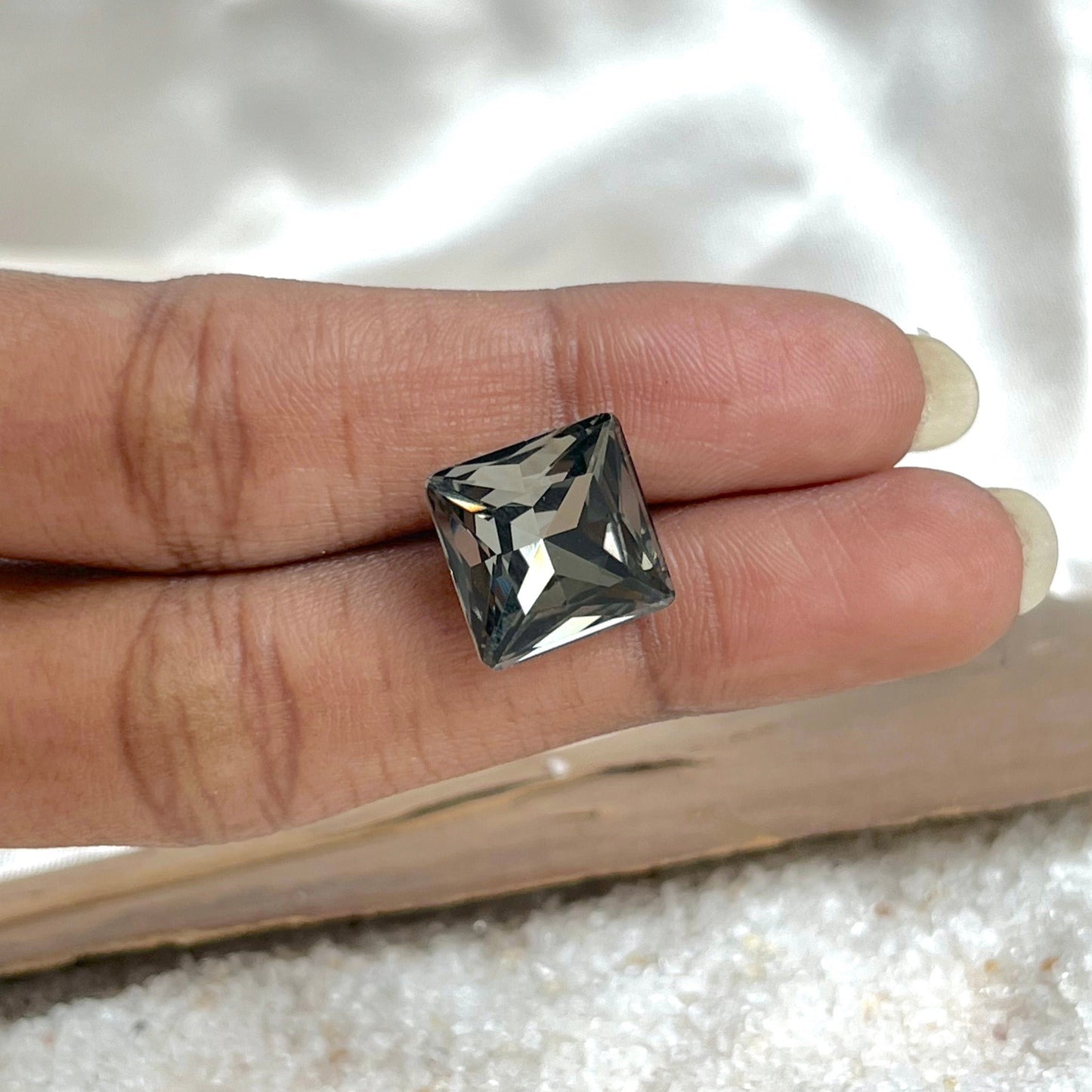 #stainlessteel #hercollection #forher #necklaces #bracelets #accessories #metal #küpe #giftideas #antitarnish #fashion #fashiontrends #onlinestore #new #stainlesssteelaccessories #earrings #stainlesssteel #explorepage #necklace #onlineshopping #custommade #gold #jewellerylove #jewellerydesign #accessoriesaddict #presents #newcollection #antitarnishjewelry