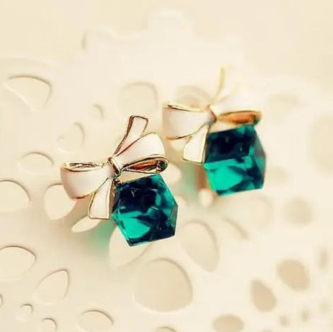 #stainlessteel #hercollection #forher #necklaces #bracelets #accessories #metal #küpe #giftideas #antitarnish #fashion #fashiontrends #onlinestore #new #stainlesssteelaccessories #earrings #stainlesssteel #explorepage #necklace #onlineshopping #custommade #gold #jewellerylove #jewellerydesign #accessoriesaddict #presents #newcollection #antitarnishjewelry
