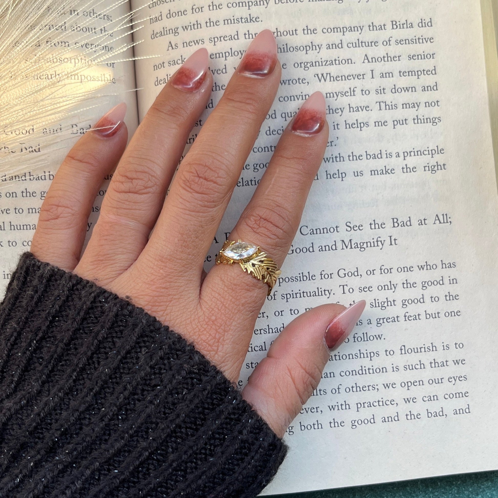 "18k gold plated jewelry anti tarnish jewelry minimal gold jewelry daily wear jewelry waterproof jewelry hypoallergenic jewelry gold tone minimal jewelry
dainty gold jewelry everyday jewelry modern jewelry office wear jewelry lightweight jewelry stackable rings minimalist necklaces gold plated studs"