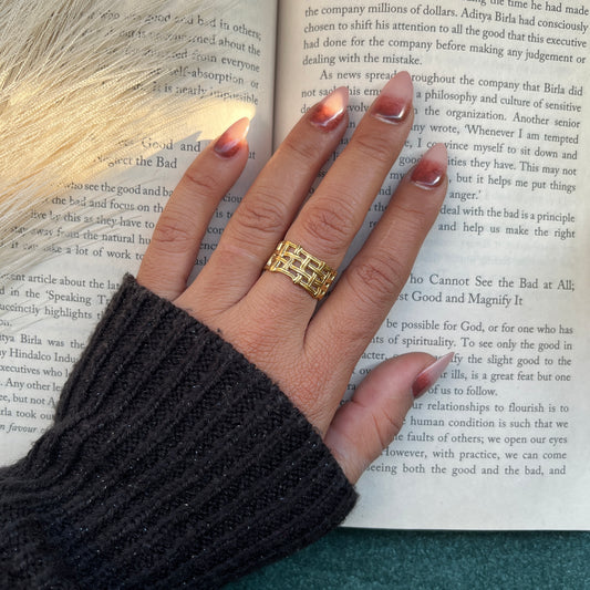 "18k gold plated jewelry anti tarnish jewelry minimal gold jewelry daily wear jewelry waterproof jewelry hypoallergenic jewelry gold tone minimal jewelry
dainty gold jewelry everyday jewelry modern jewelry office wear jewelry lightweight jewelry stackable rings minimalist necklaces gold plated studs"