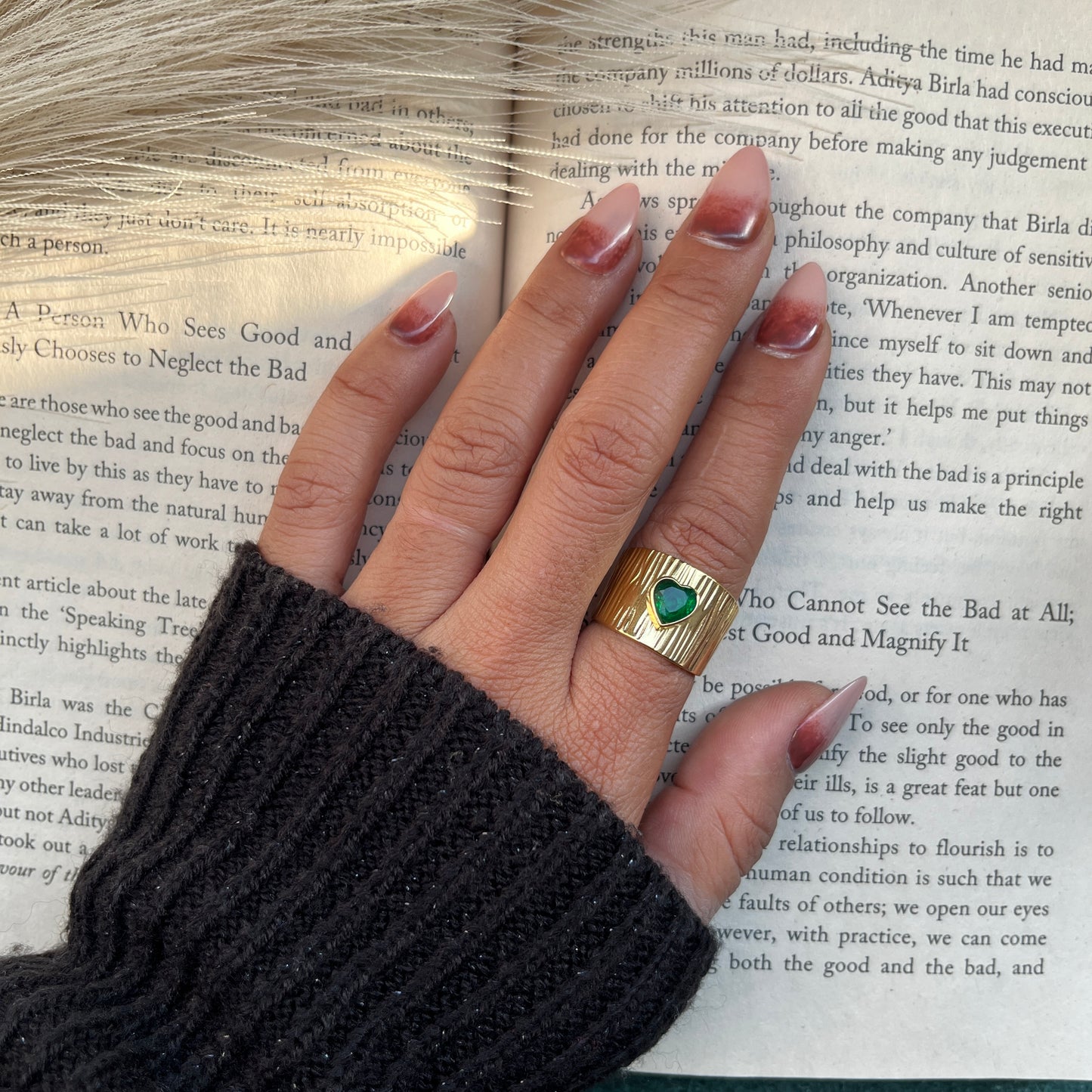 "18k gold plated jewelry anti tarnish jewelry minimal gold jewelry daily wear jewelry waterproof jewelry hypoallergenic jewelry gold tone minimal jewelry
dainty gold jewelry everyday jewelry modern jewelry office wear jewelry lightweight jewelry stackable rings minimalist necklaces gold plated studs"