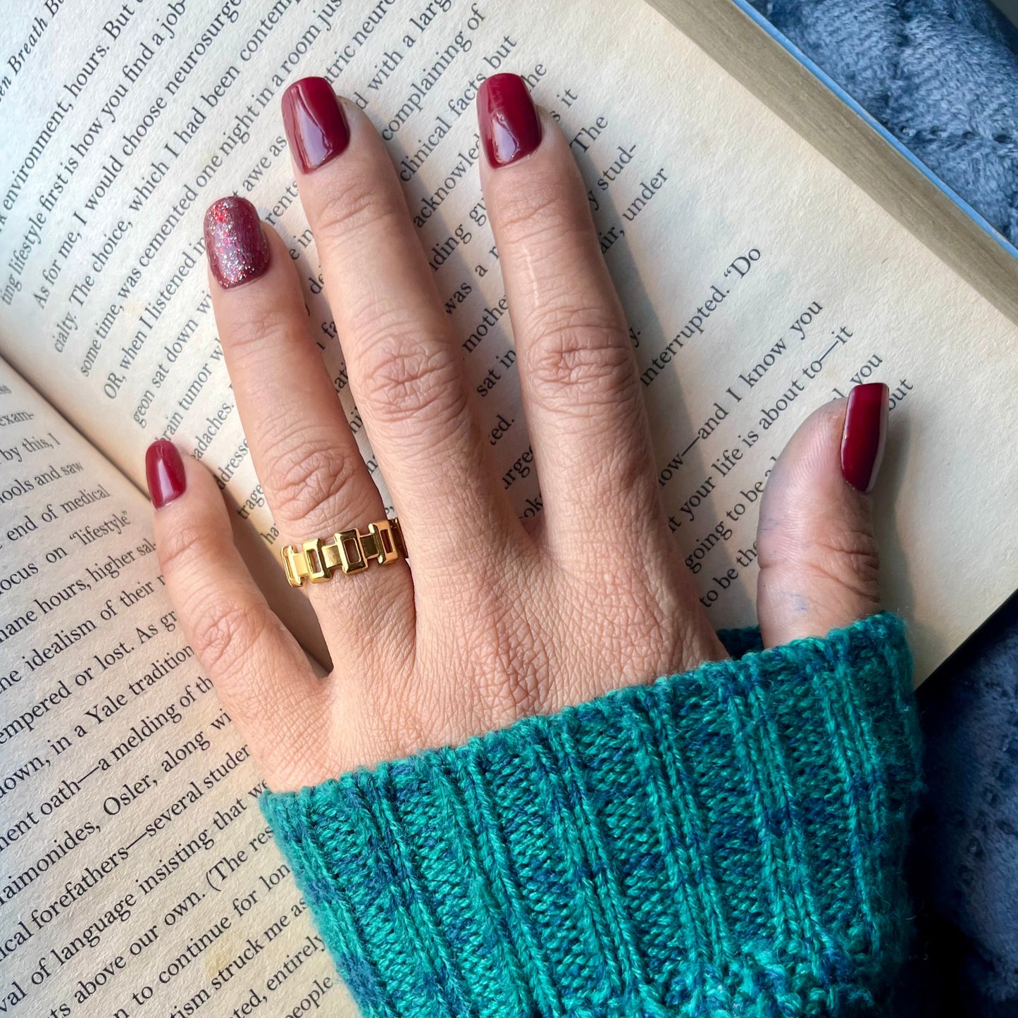 #stainlessteel #hercollection #antitranish #fingerring #minimalfingerring
