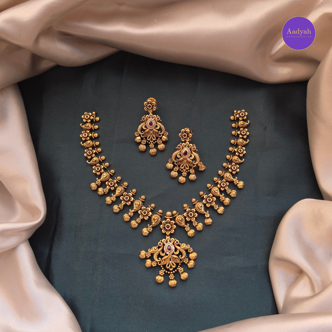 Floral Antique Necklace Set - Gold