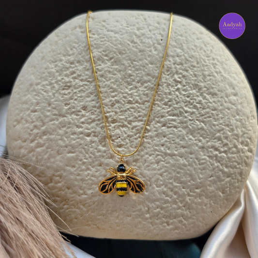 Honey Bee Anti Tanish Pendant Chain - Gold