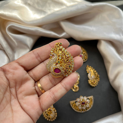south indian jewelry imitation gold jewelry temple jewelry gold look alike necklace bridal jewelry traditional indian jewelry antique finish jewelry
matt gold necklace kemp stone jewelry bharatanatyam jewelry ethnic wear accessories festive jewelry handcrafted gold look jewelry indian wedding jewelry desi bride look